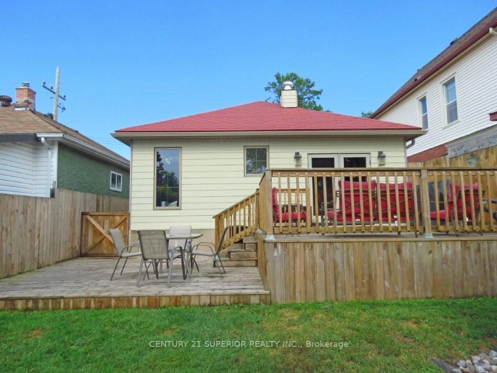 Photo 35 of 77 Prospect Ave, Thunder Bay, College Heights — HOMEH