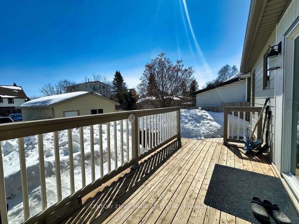 Photo 40 of 77 Prospect Ave, Thunder Bay, College Heights — HOMEH