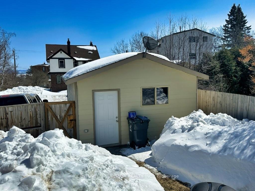 Photo 42 of 77 Prospect Ave, Thunder Bay, College Heights — HOMEH