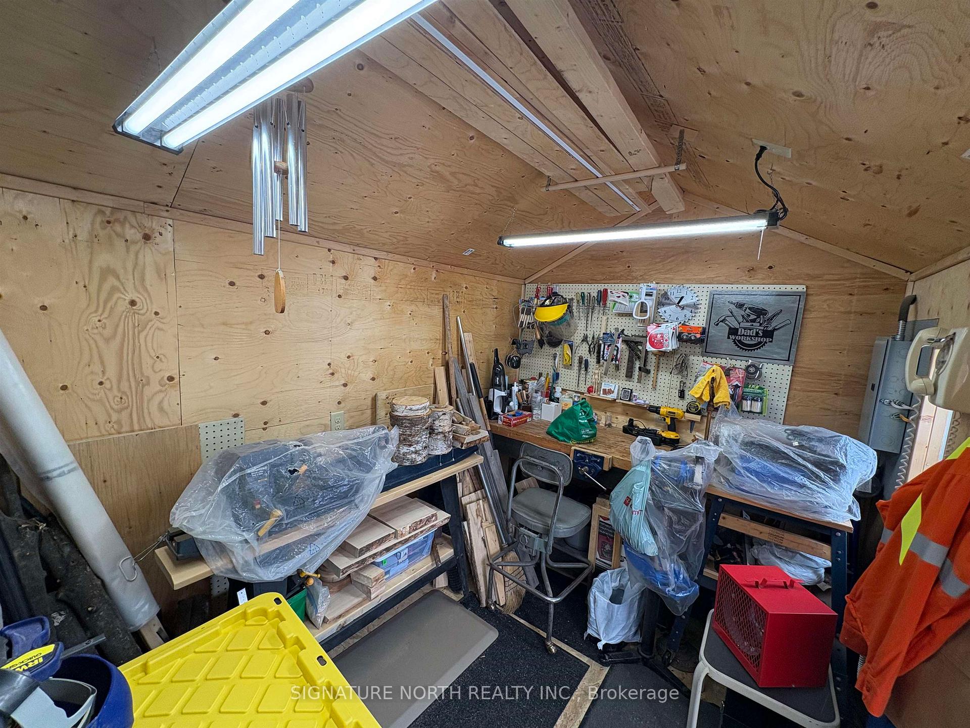 Photo 4 of 714 Brown Street, Thunder Bay, Green Acres — HOMEH