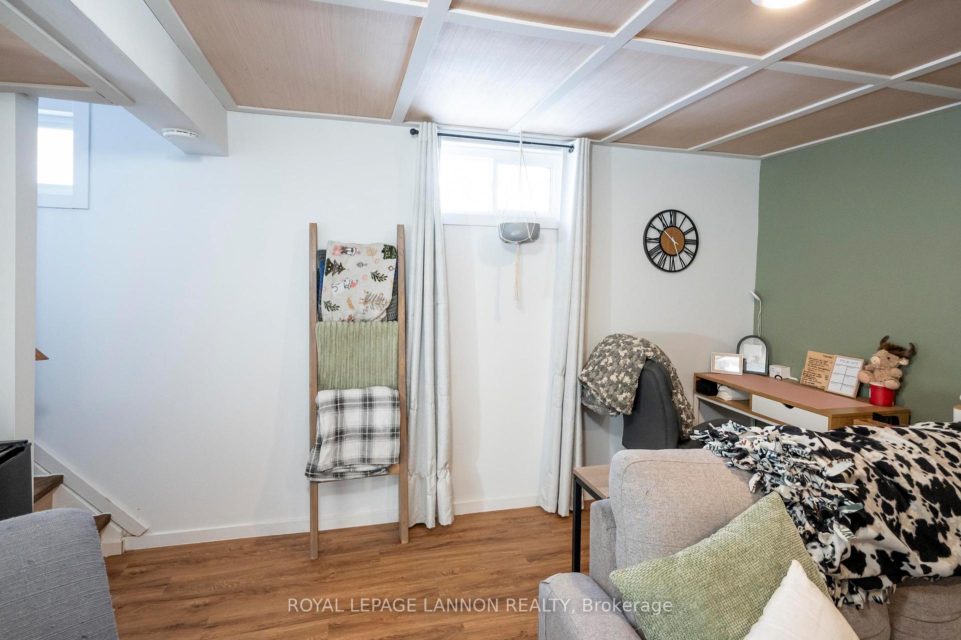 Photo 24 of 144 Strathcona Avenue, Thunder Bay, Current River — HOMEH