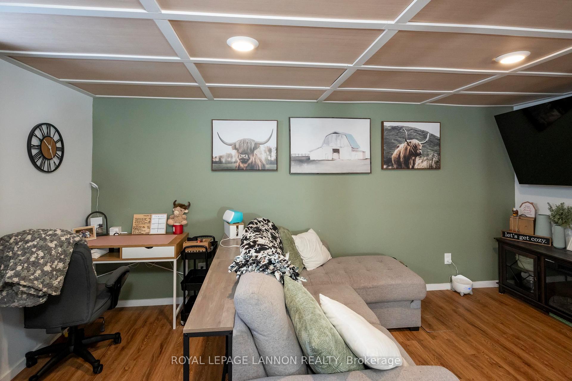 Photo 25 of 144 Strathcona Avenue, Thunder Bay, Current River — HOMEH