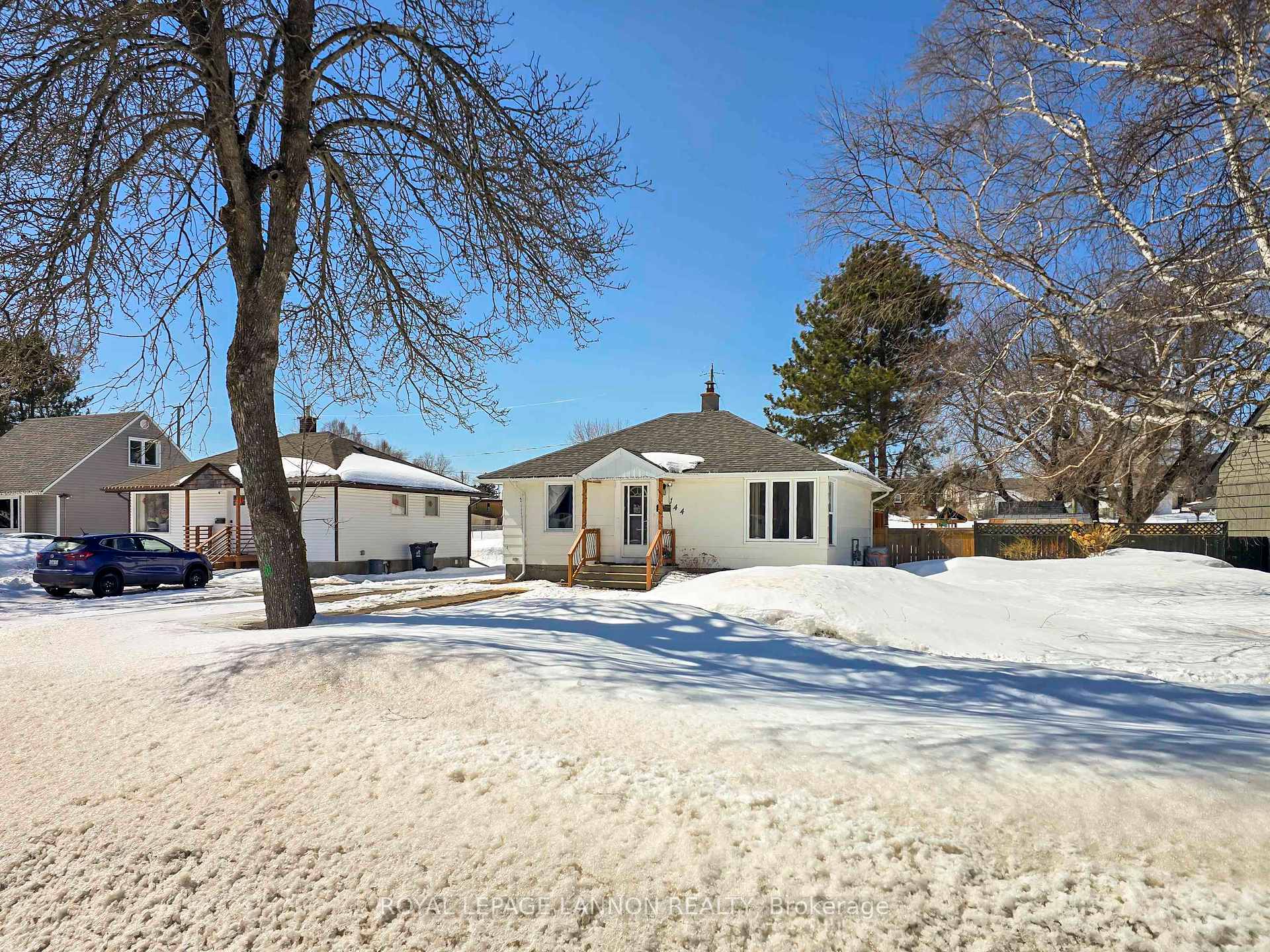 Photo 45 of 144 Strathcona Avenue, Thunder Bay, Current River — HOMEH