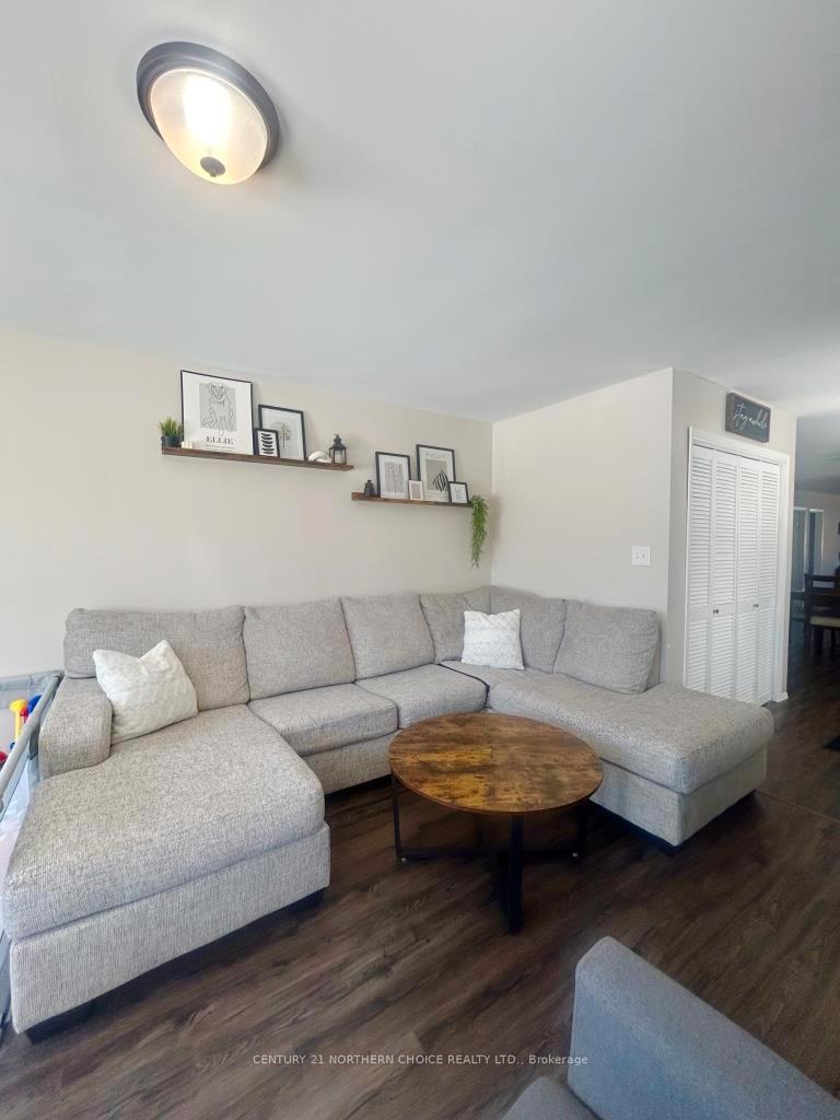 Photo 11 of 414 Third Street East, Fort Frances — HOMEH