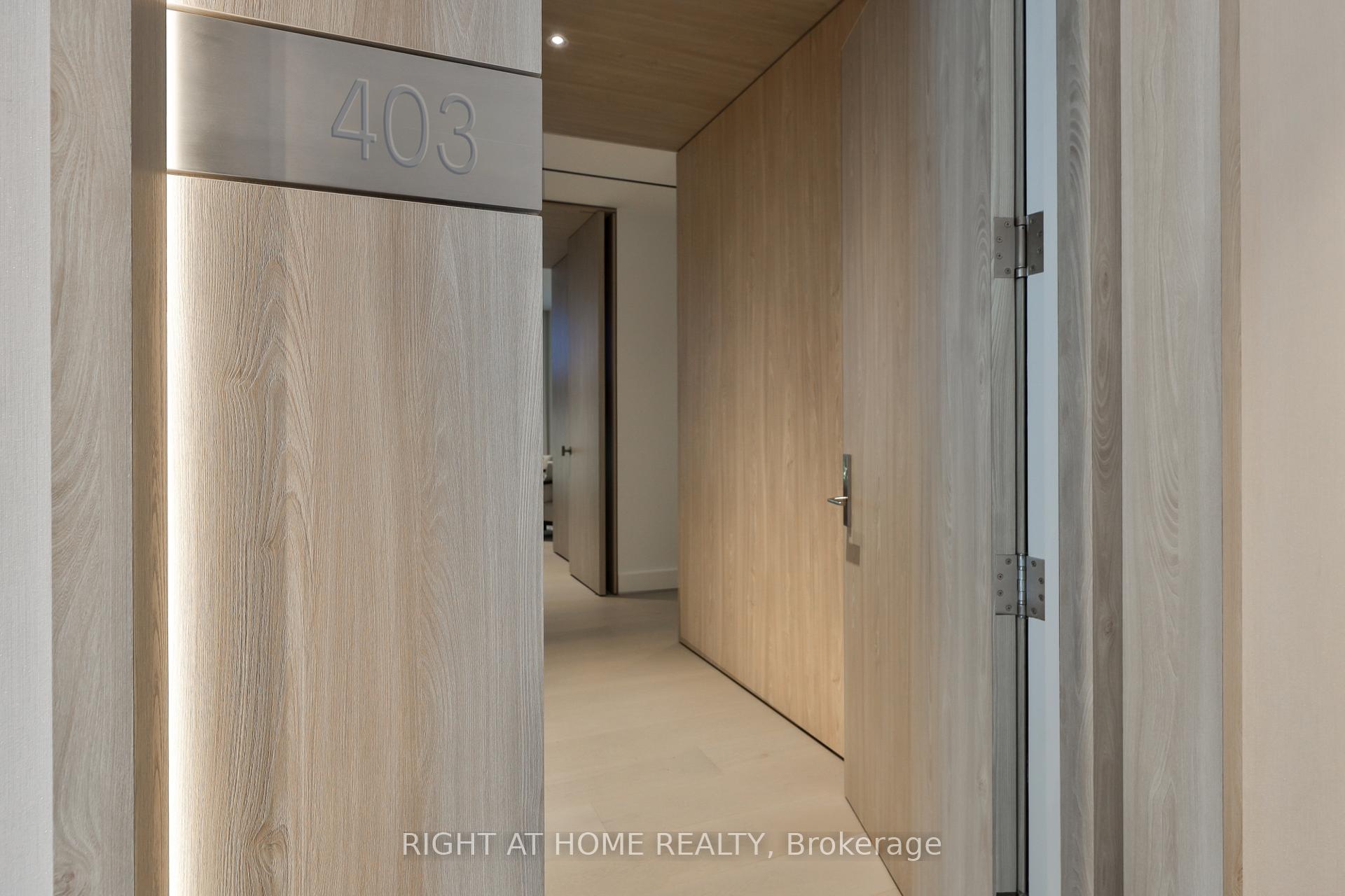 Photo 2 of Unit 403, 1 Roxborough Street E, Toronto, The Annex — HOMEH