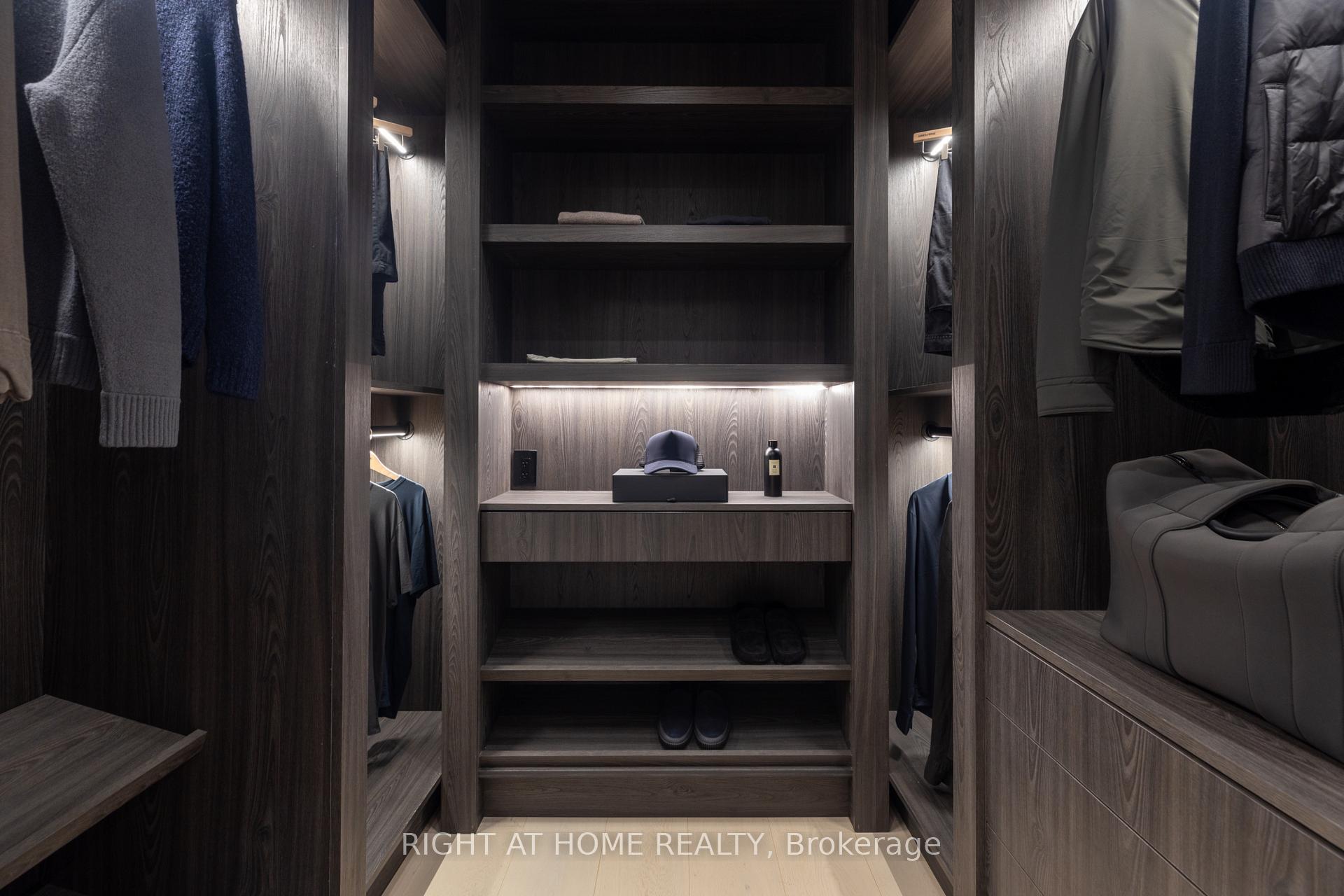 Photo 21 of Unit 403, 1 Roxborough Street E, Toronto, The Annex — HOMEH