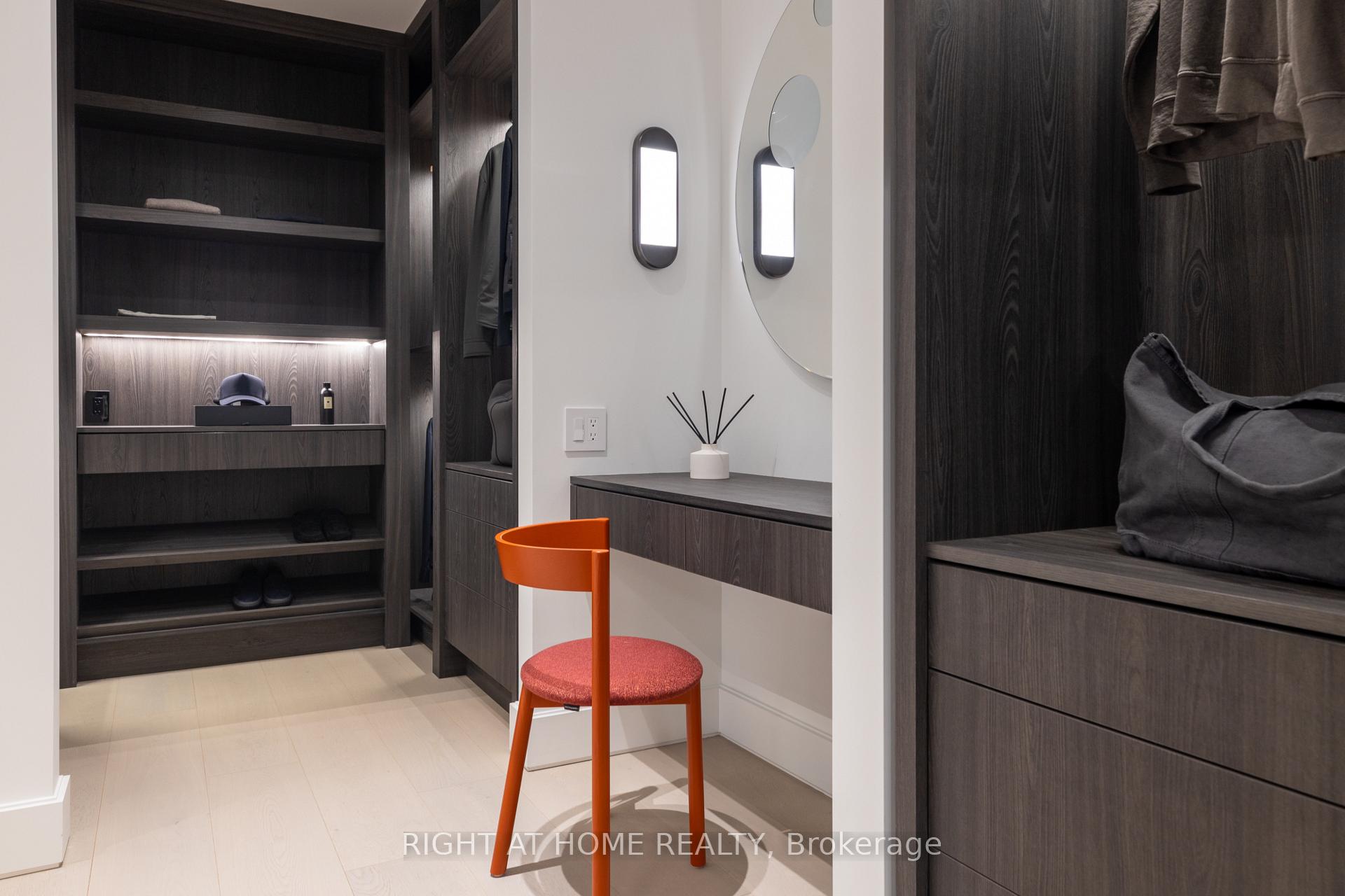 Photo 22 of Unit 403, 1 Roxborough Street E, Toronto, The Annex — HOMEH