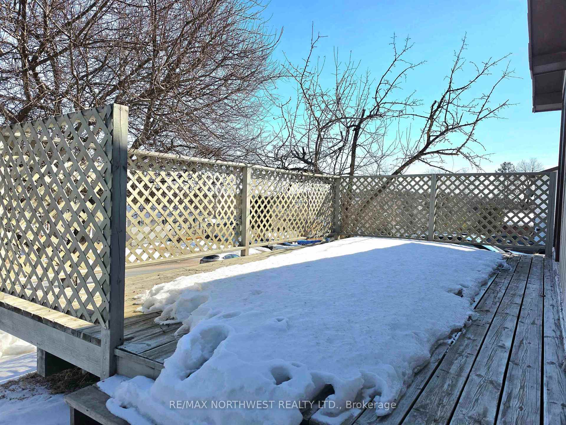 Photo 2 of 116 Minto Crescent, Kenora, Amethyst — HOMEH