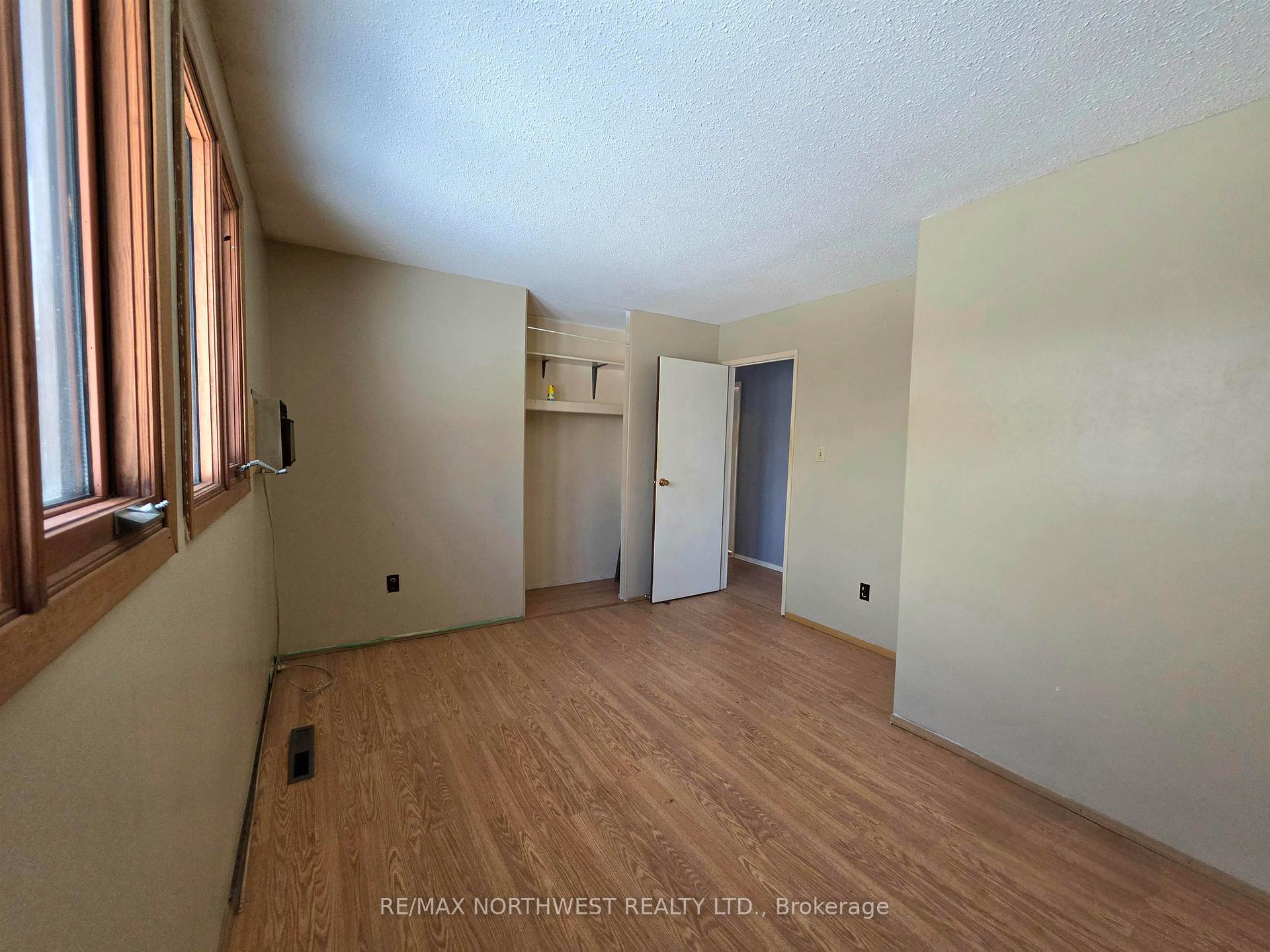 Photo 9 of 116 Minto Crescent, Kenora, Amethyst — HOMEH