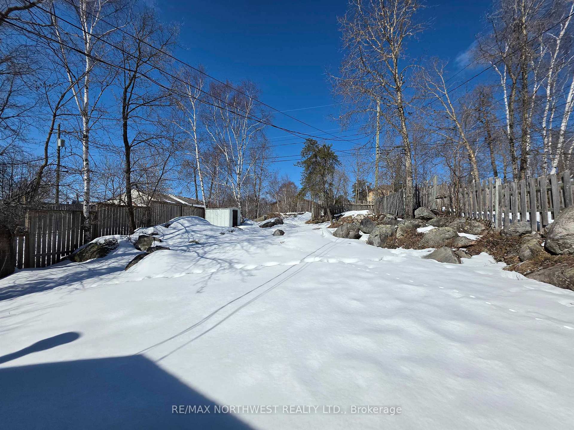 Photo 25 of 116 Minto Crescent, Kenora, Amethyst — HOMEH