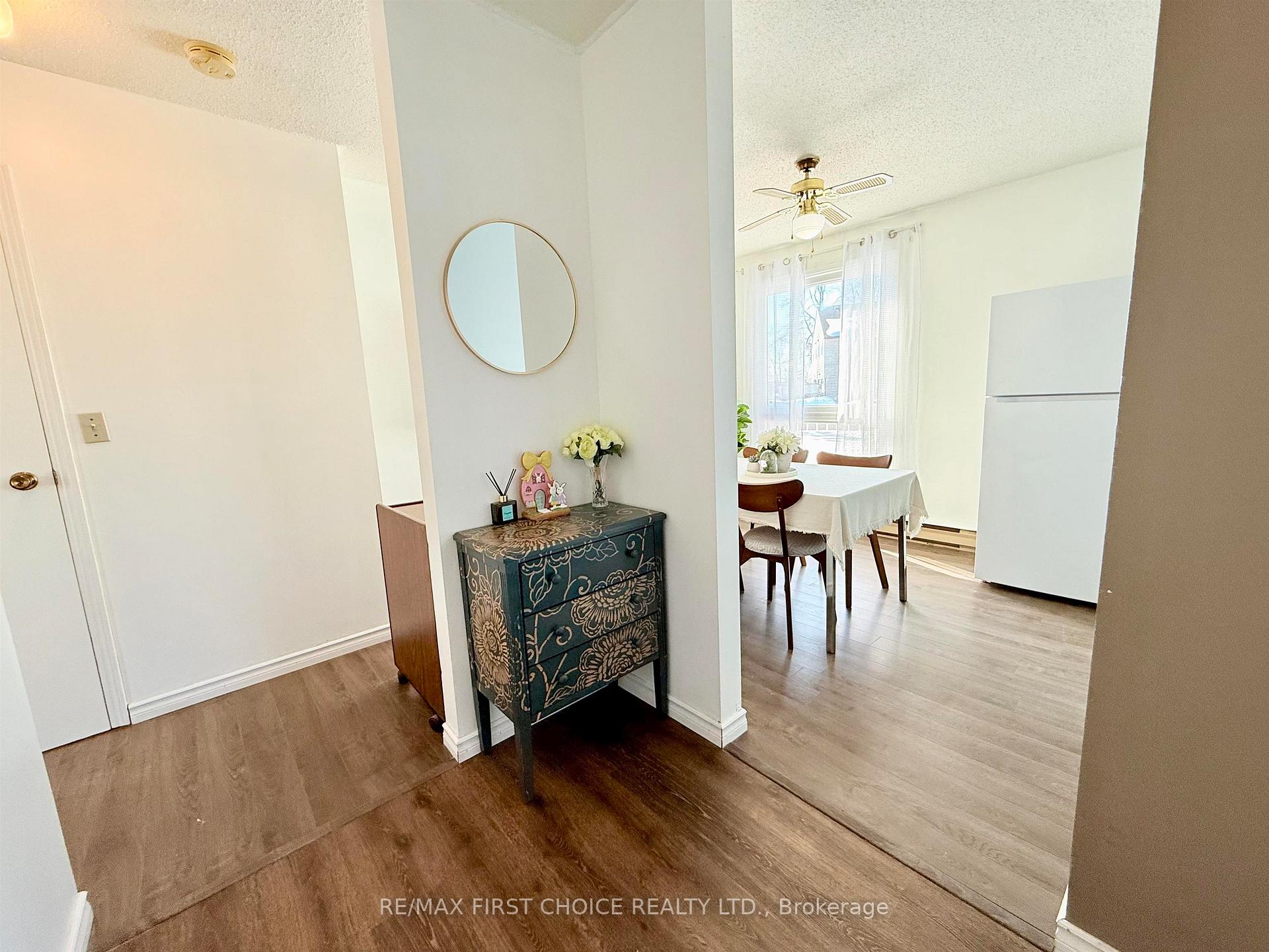 Photo 6 of Unit 3, 582 Nobel Road, Thunder Bay, Academy Heights — HOMEH