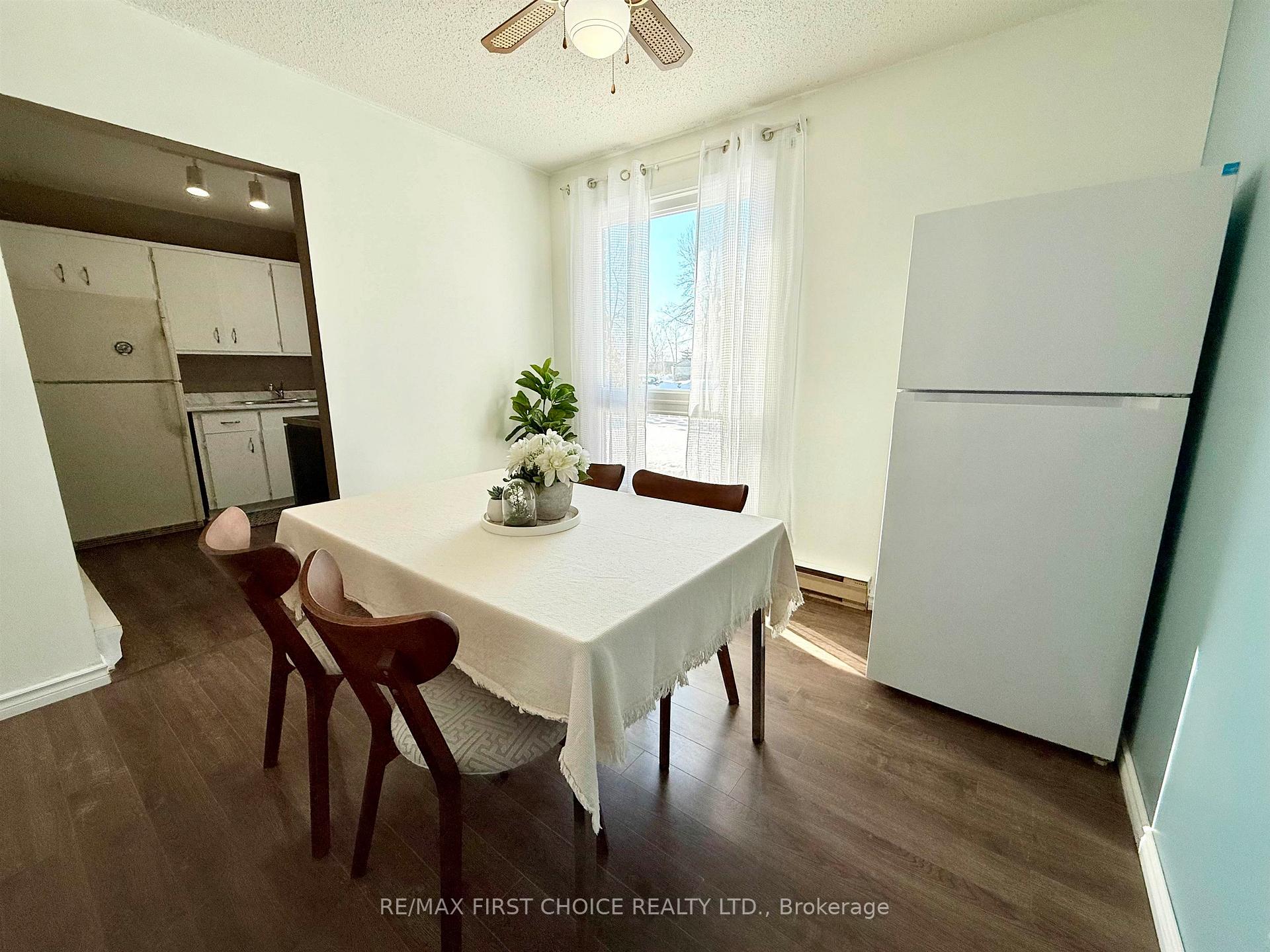 Photo 7 of Unit 3, 582 Nobel Road, Thunder Bay, Academy Heights — HOMEH