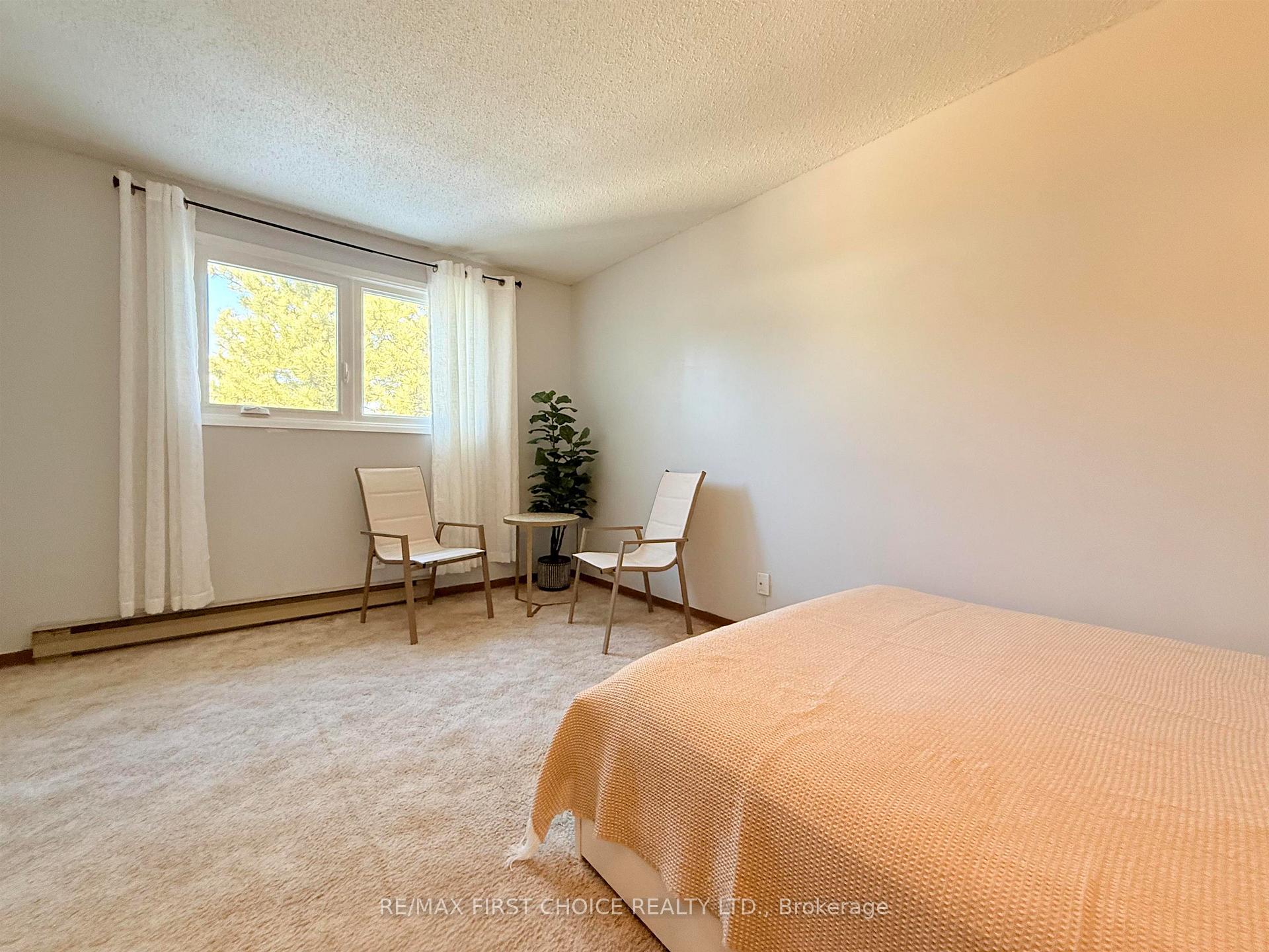 Photo 15 of Unit 3, 582 Nobel Road, Thunder Bay, Academy Heights — HOMEH