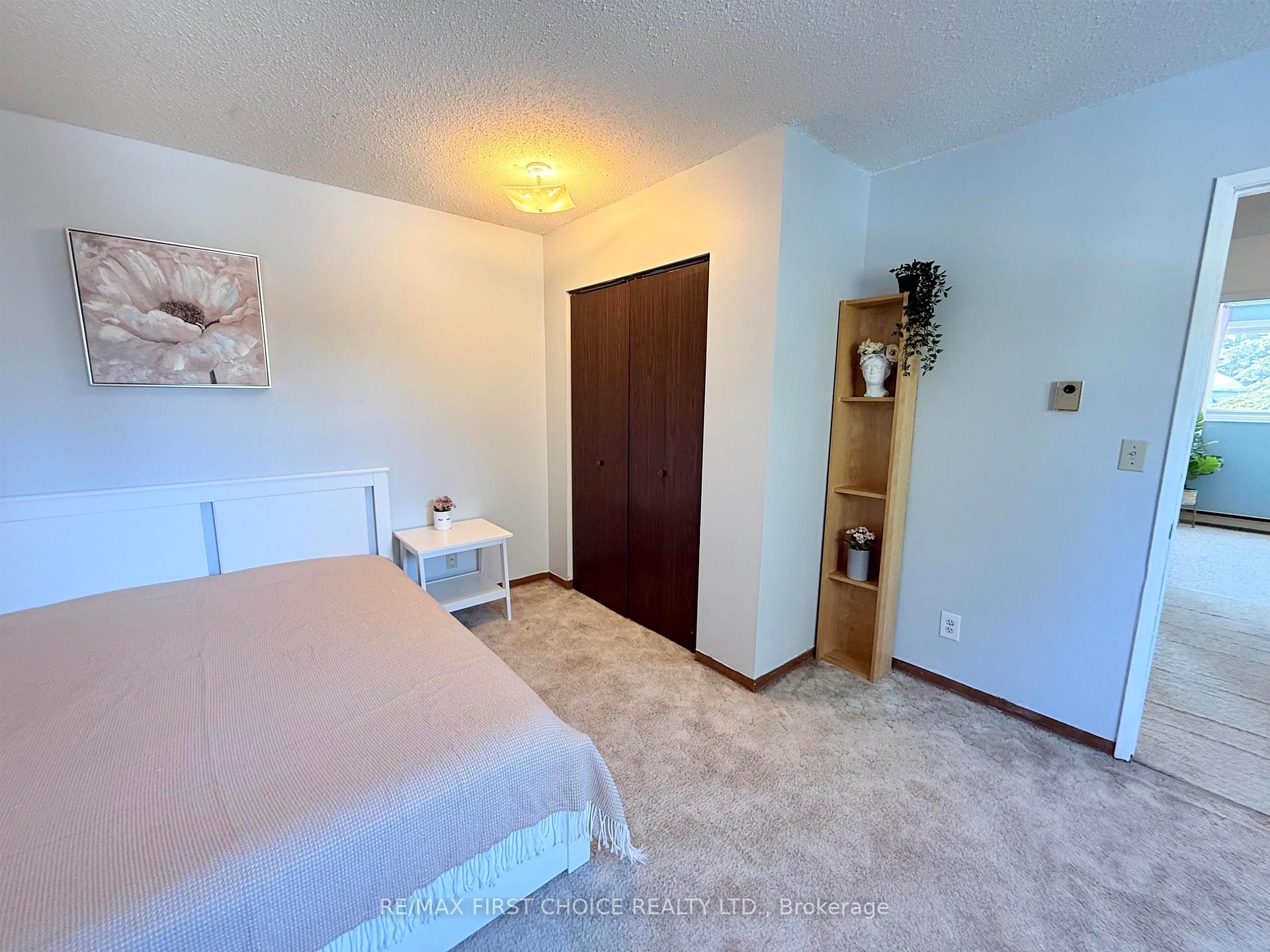 Photo 16 of Unit 3, 582 Nobel Road, Thunder Bay, Academy Heights — HOMEH