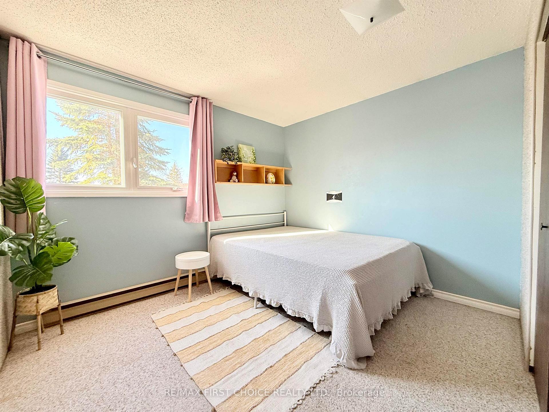 Photo 17 of Unit 3, 582 Nobel Road, Thunder Bay, Academy Heights — HOMEH