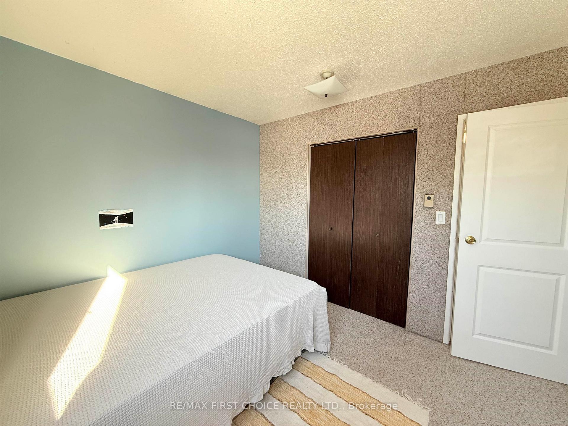 Photo 18 of Unit 3, 582 Nobel Road, Thunder Bay, Academy Heights — HOMEH