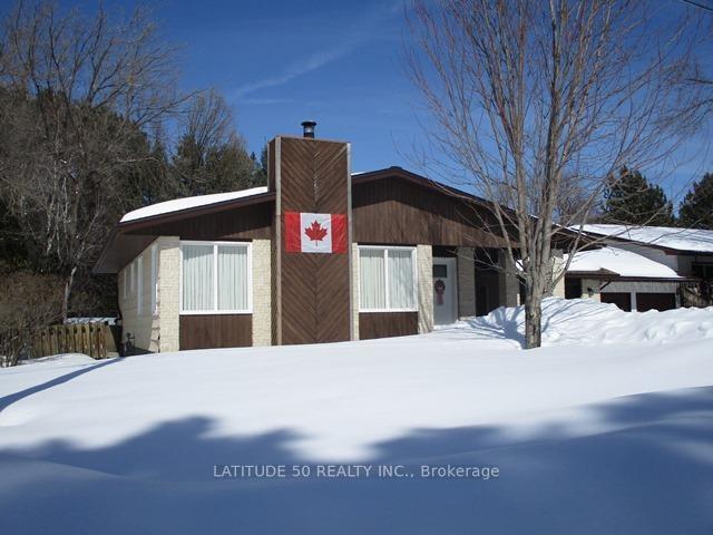 Photo 2 of 23 Ross Street, Dryden, Riverview — HOMEH