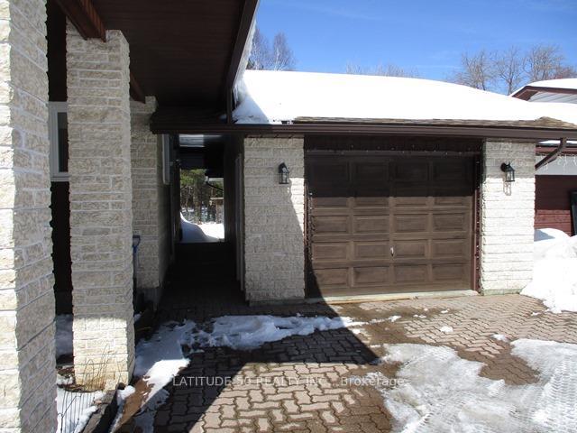 Photo 3 of 23 Ross Street, Dryden, Riverview — HOMEH