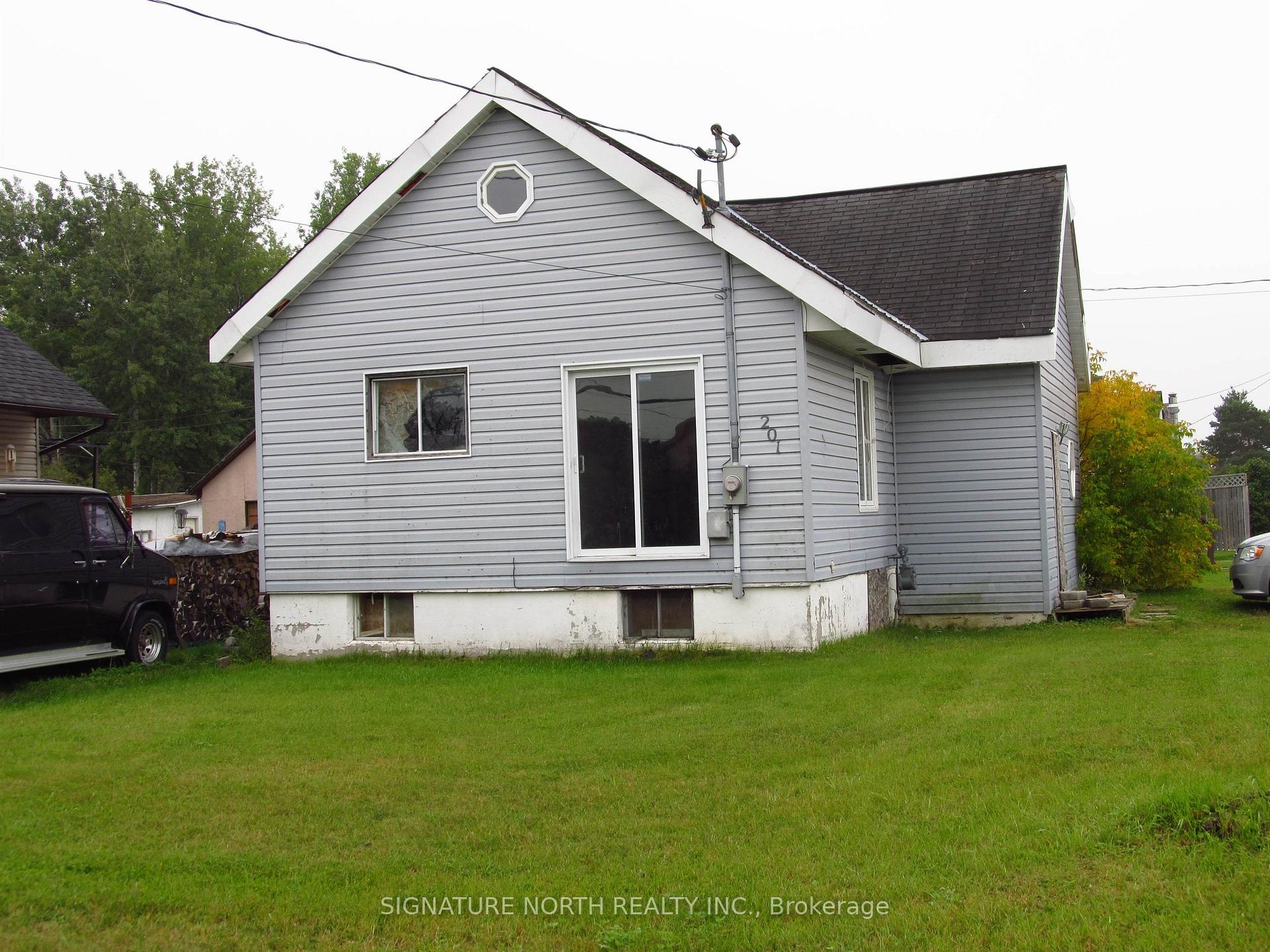 Photo 2 of 201 Fourth AVE, Greenstone — HOMEH