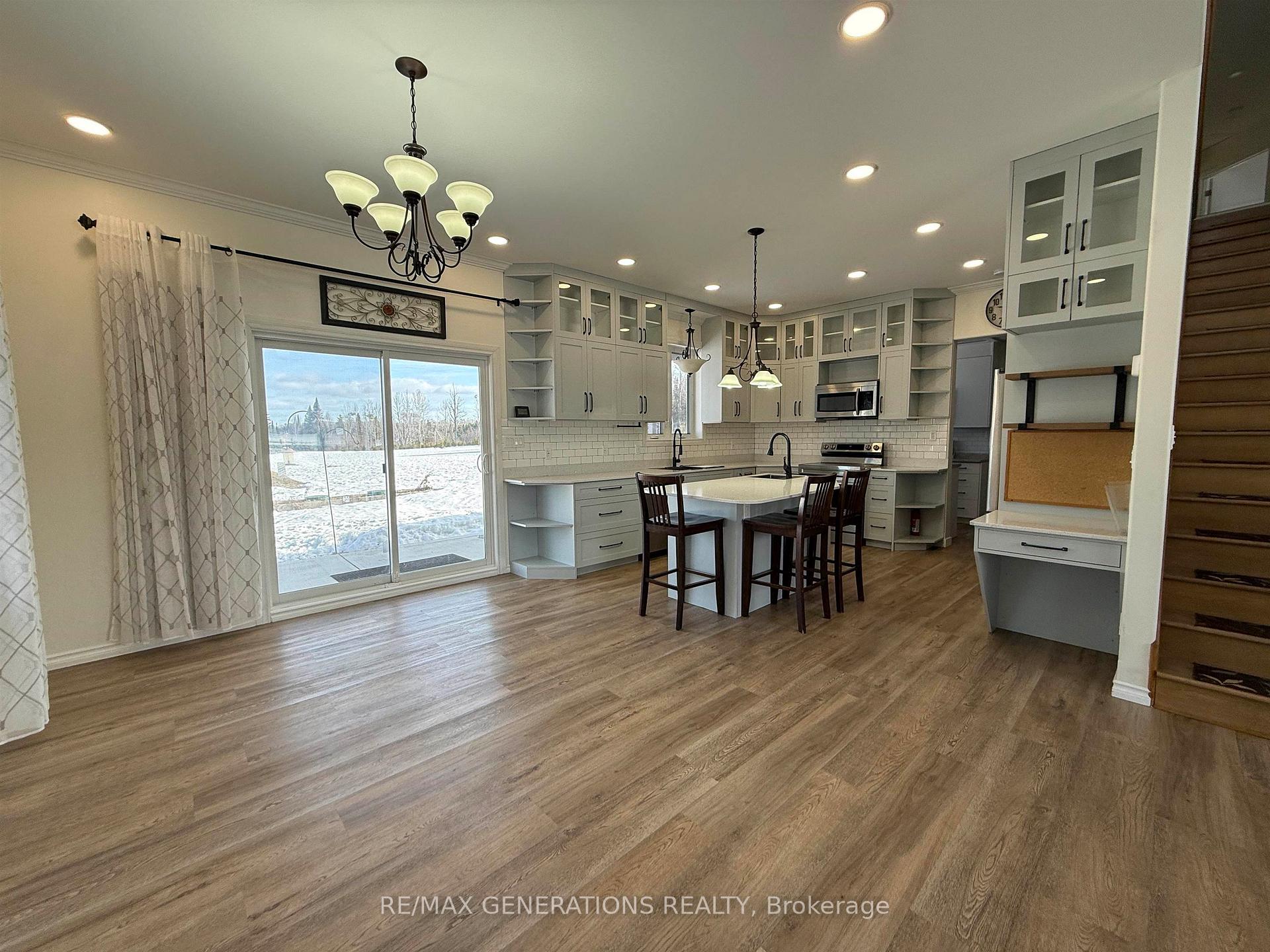 Photo 4 of 29 Oleksuk Road, Neebing, Blake — HOMEH