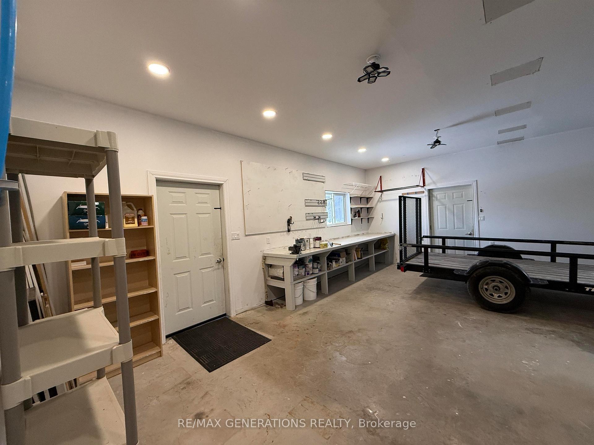 Photo 23 of 29 Oleksuk Road, Neebing, Blake — HOMEH