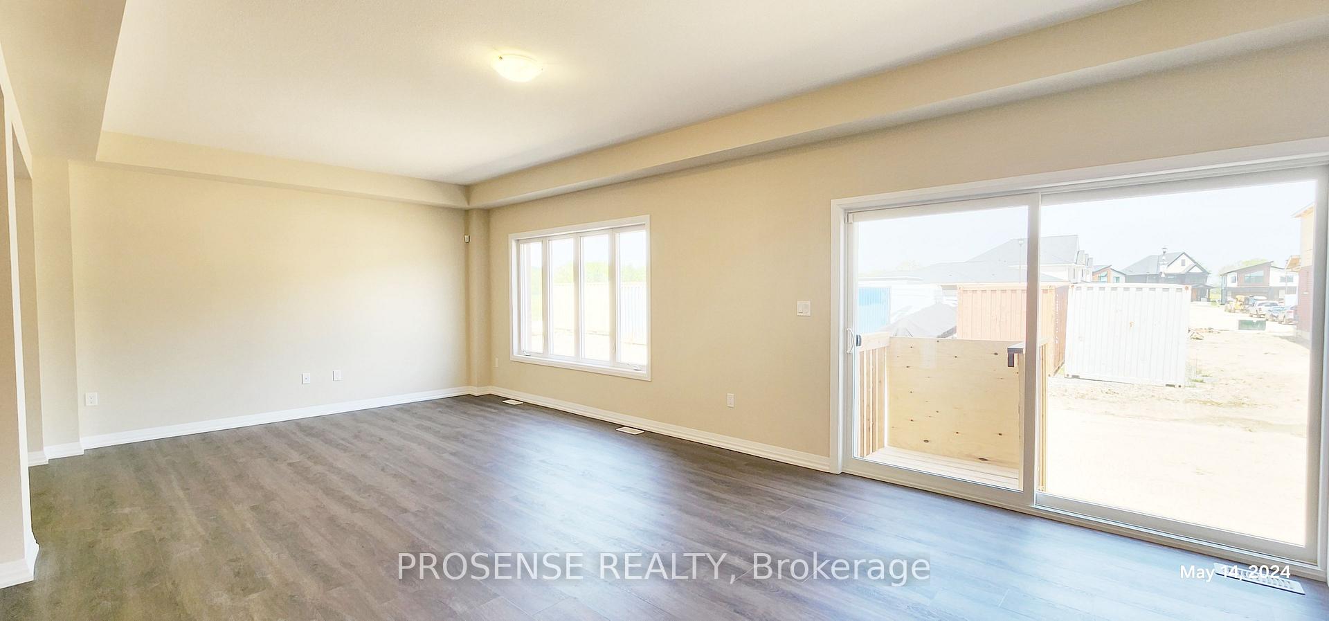 Photo 3 of 85 Acacia Road, Pelham, Fonthill — HOMEH