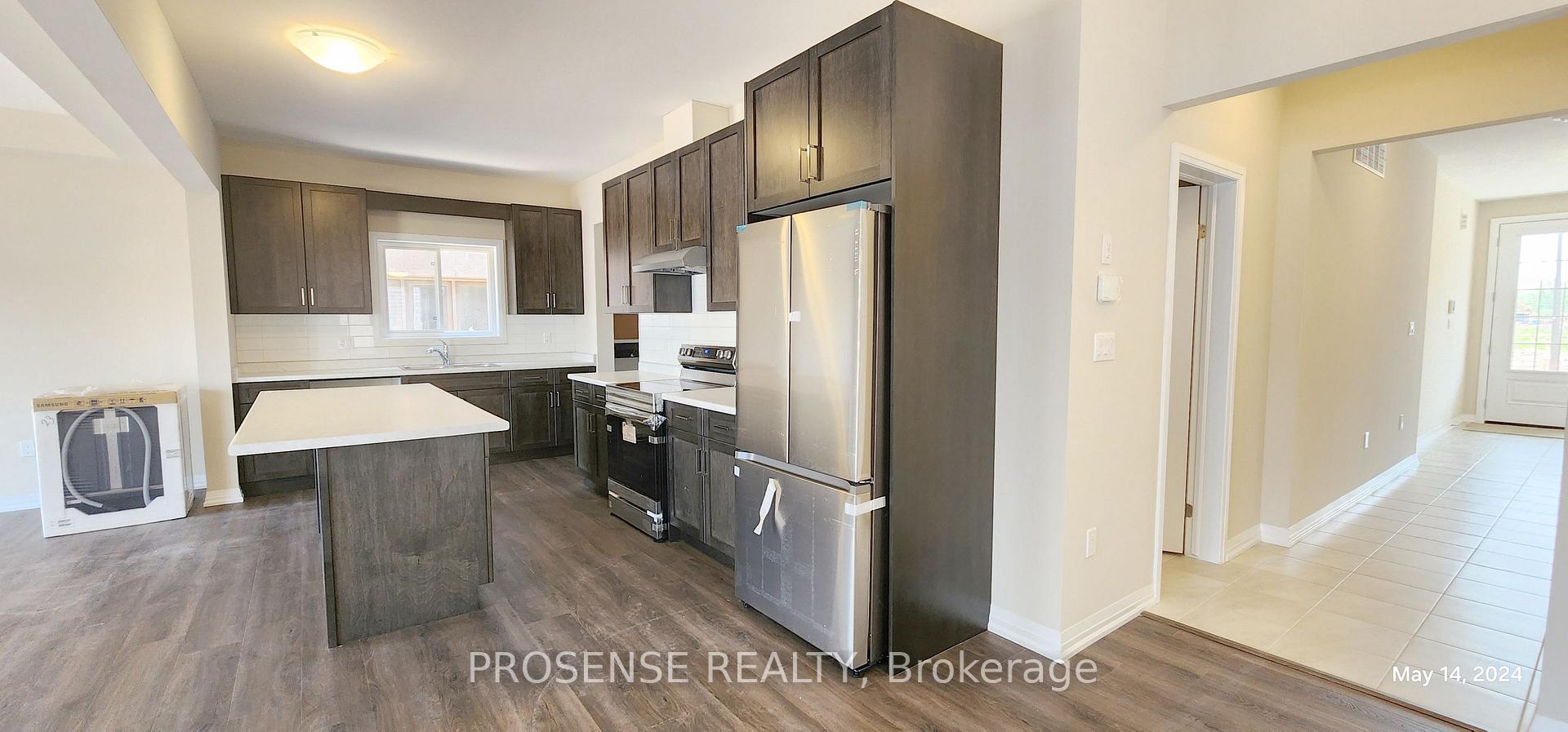 Photo 8 of 85 Acacia Road, Pelham, Fonthill — HOMEH