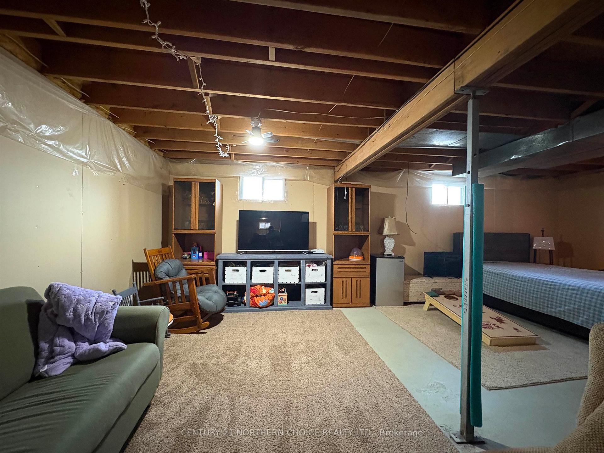 Photo 24 of 566 Elm Avenue, Fort Frances — HOMEH