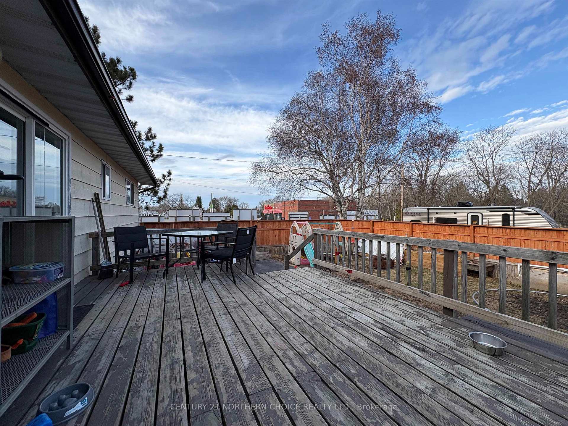 Photo 34 of 566 Elm Avenue, Fort Frances — HOMEH