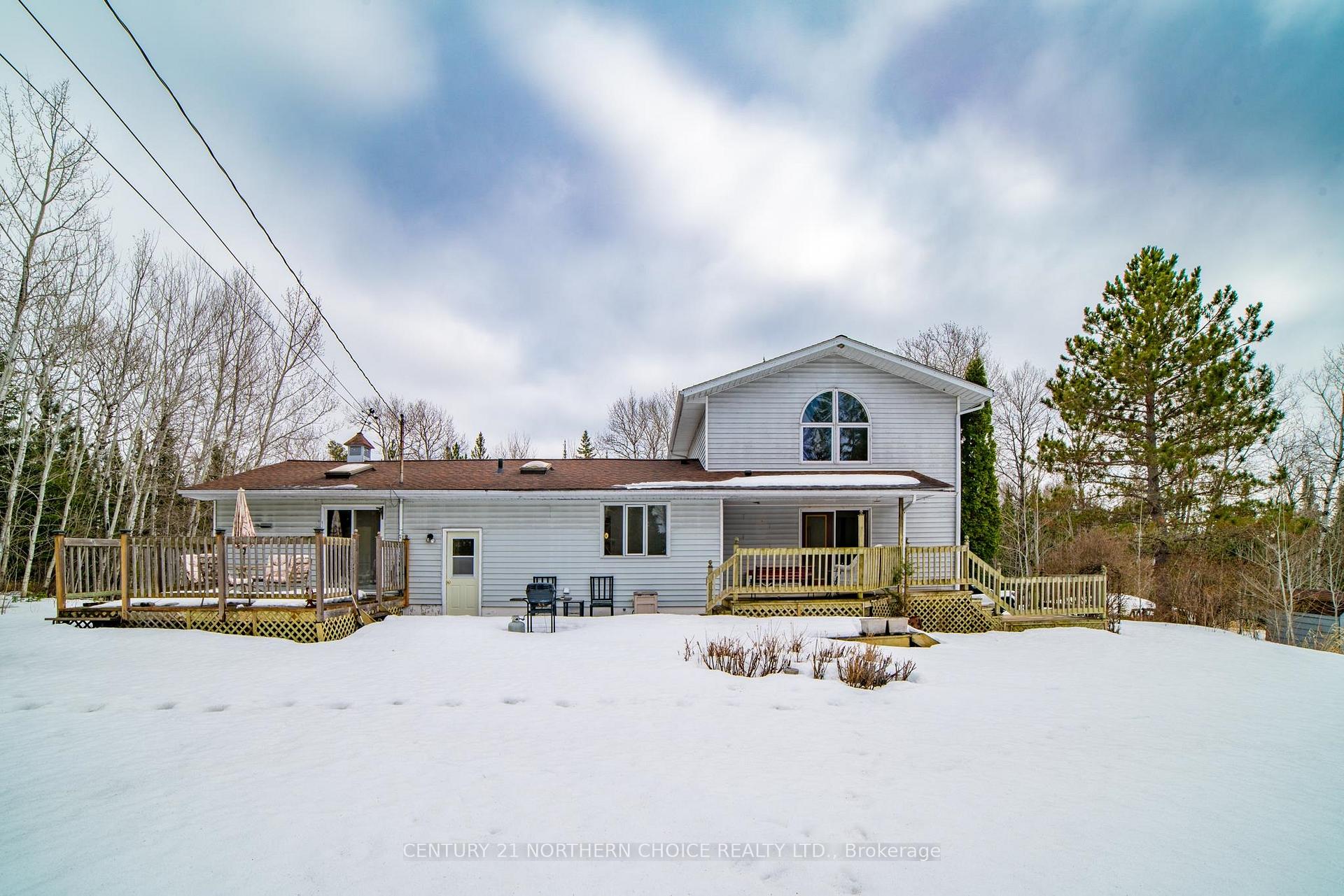 Photo 2 of 426 James Road, Kenora, Redditt Road East — HOMEH