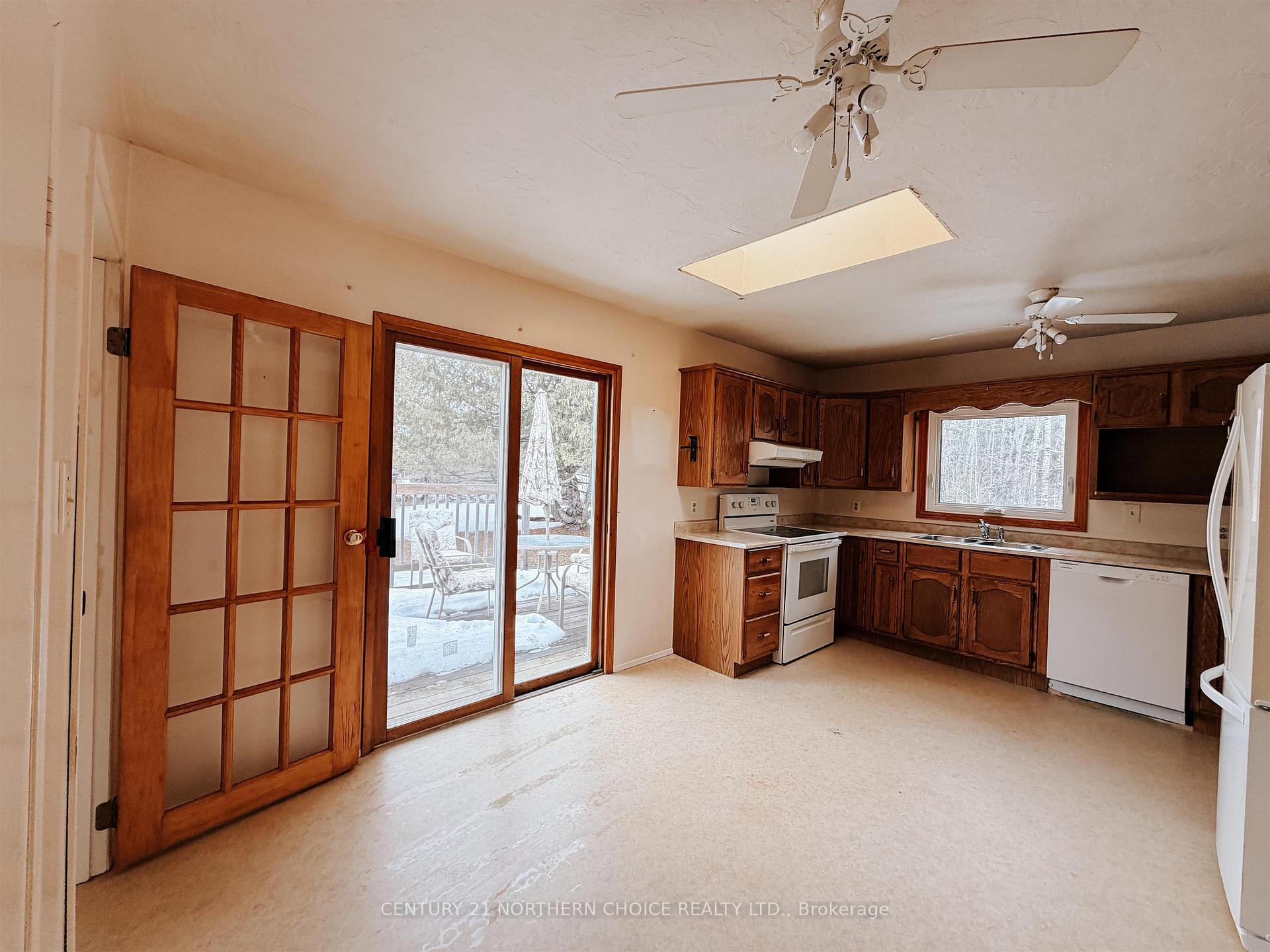 Photo 17 of 426 James Road, Kenora, Redditt Road East — HOMEH