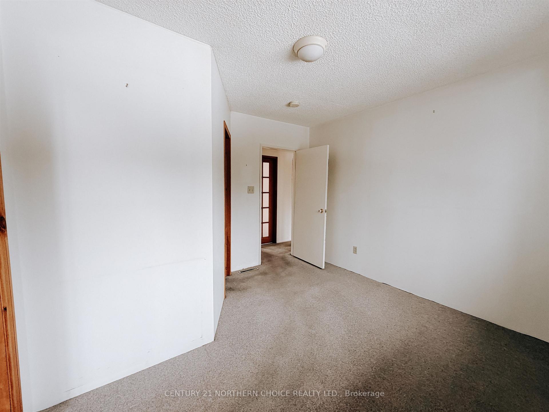 Photo 22 of 426 James Road, Kenora, Redditt Road East — HOMEH