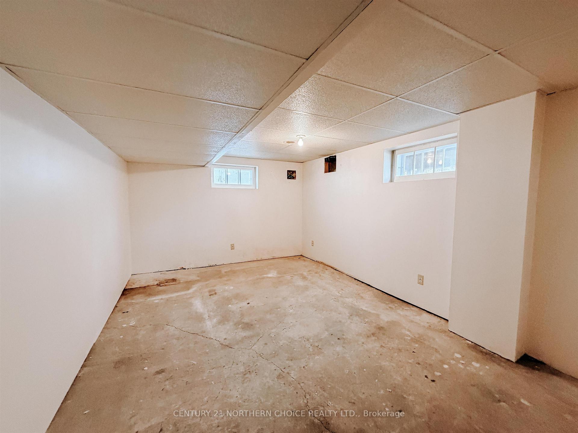 Photo 28 of 426 James Road, Kenora, Redditt Road East — HOMEH