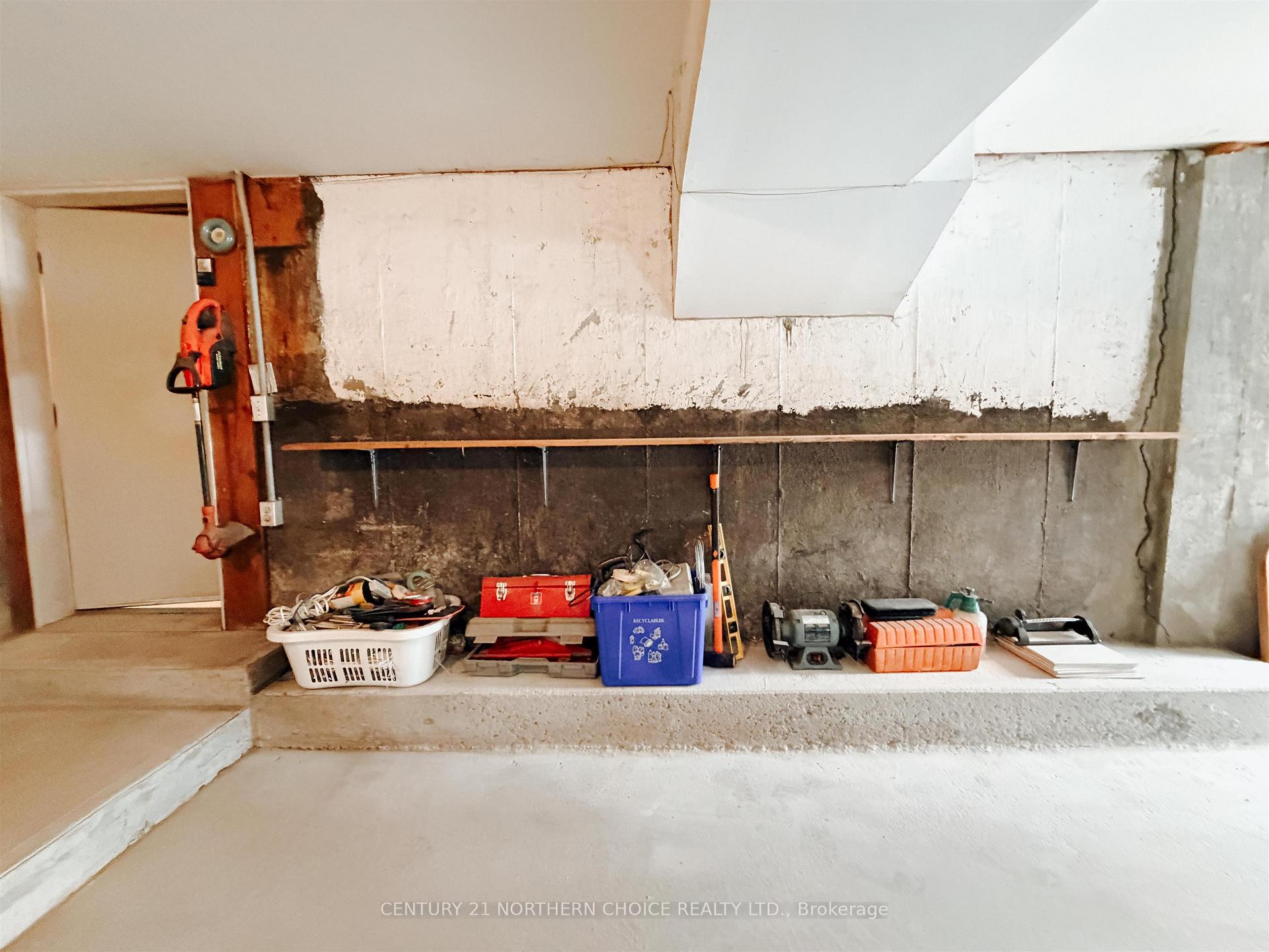 Photo 37 of 426 James Road, Kenora, Redditt Road East — HOMEH