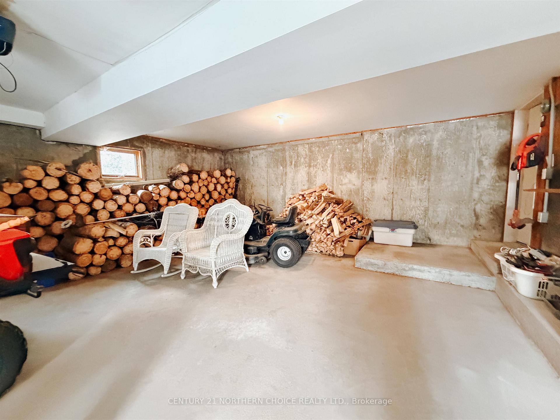 Photo 38 of 426 James Road, Kenora, Redditt Road East — HOMEH
