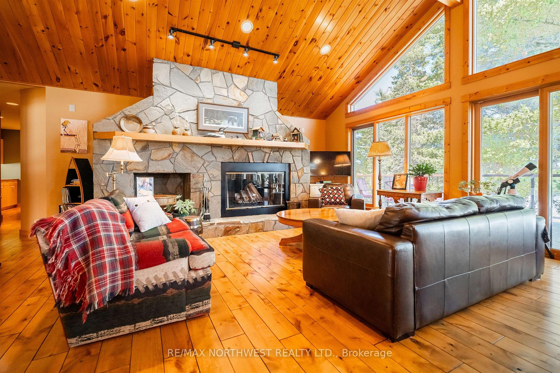 Photo 20 of 200 Penninsula Road, Kenora Remote Area, Lake of the Woods North — HOMEH