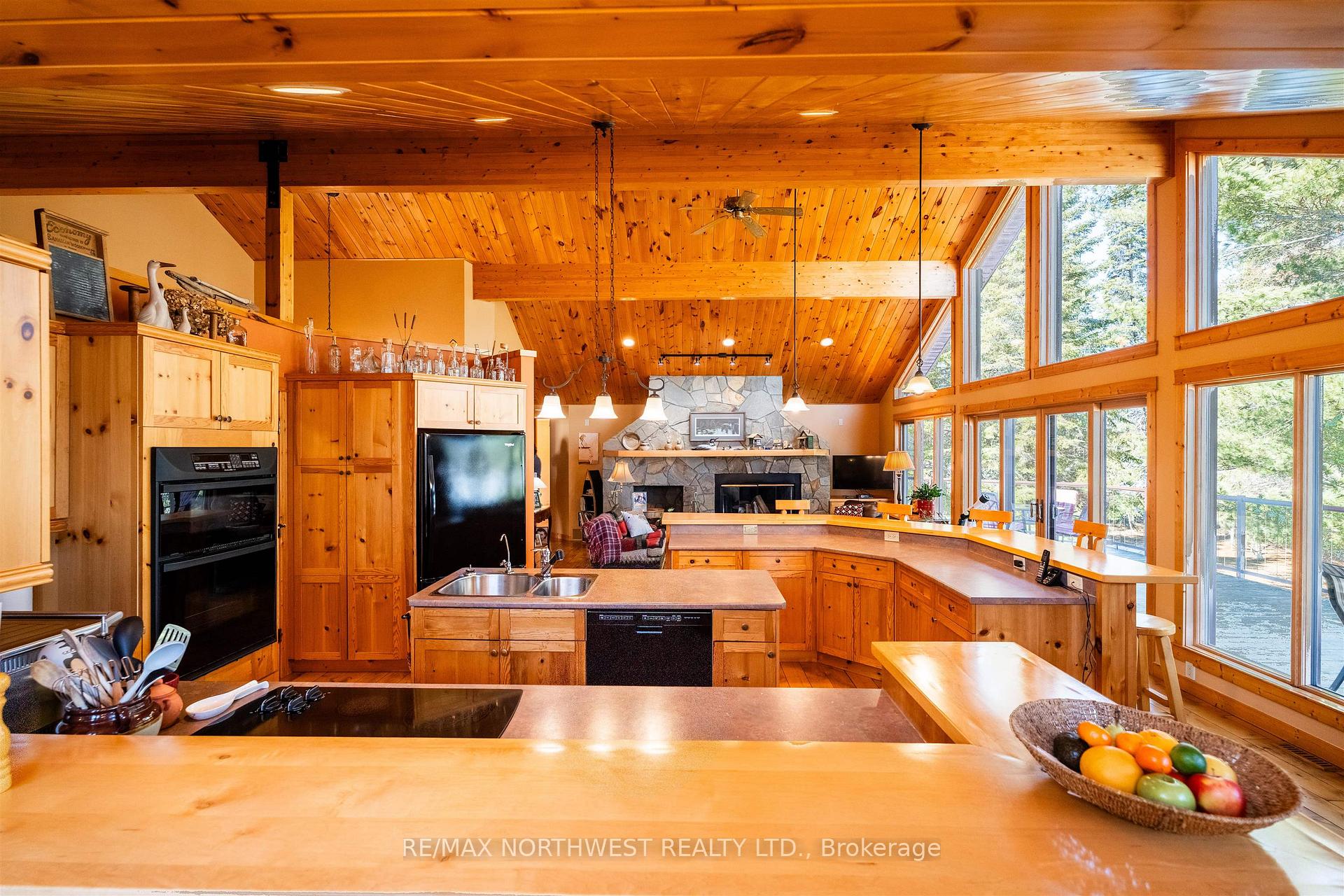 Photo 25 of 200 Penninsula Road, Kenora Remote Area, Lake of the Woods North — HOMEH