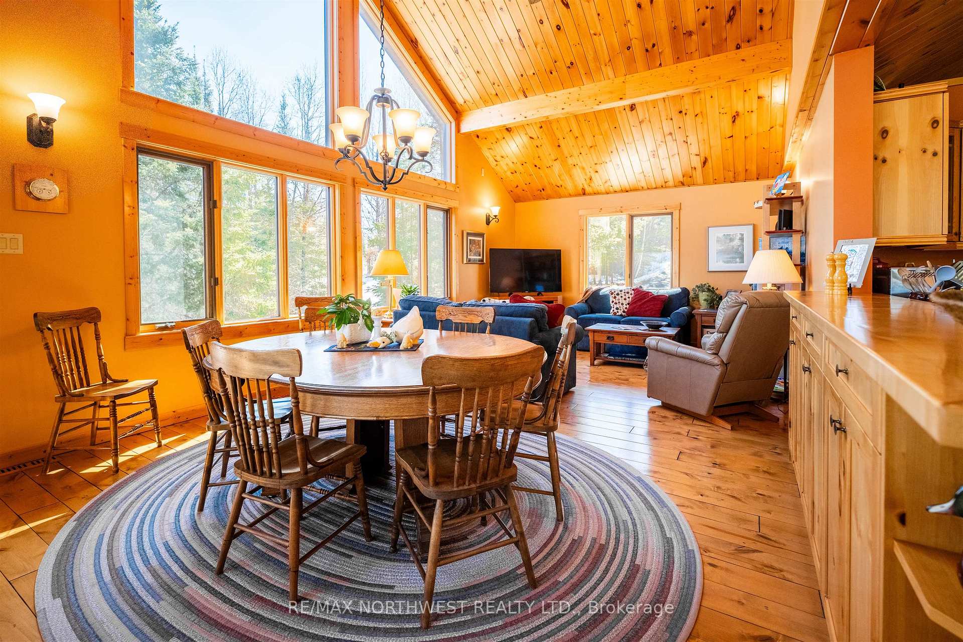 Photo 26 of 200 Penninsula Road, Kenora Remote Area, Lake of the Woods North — HOMEH