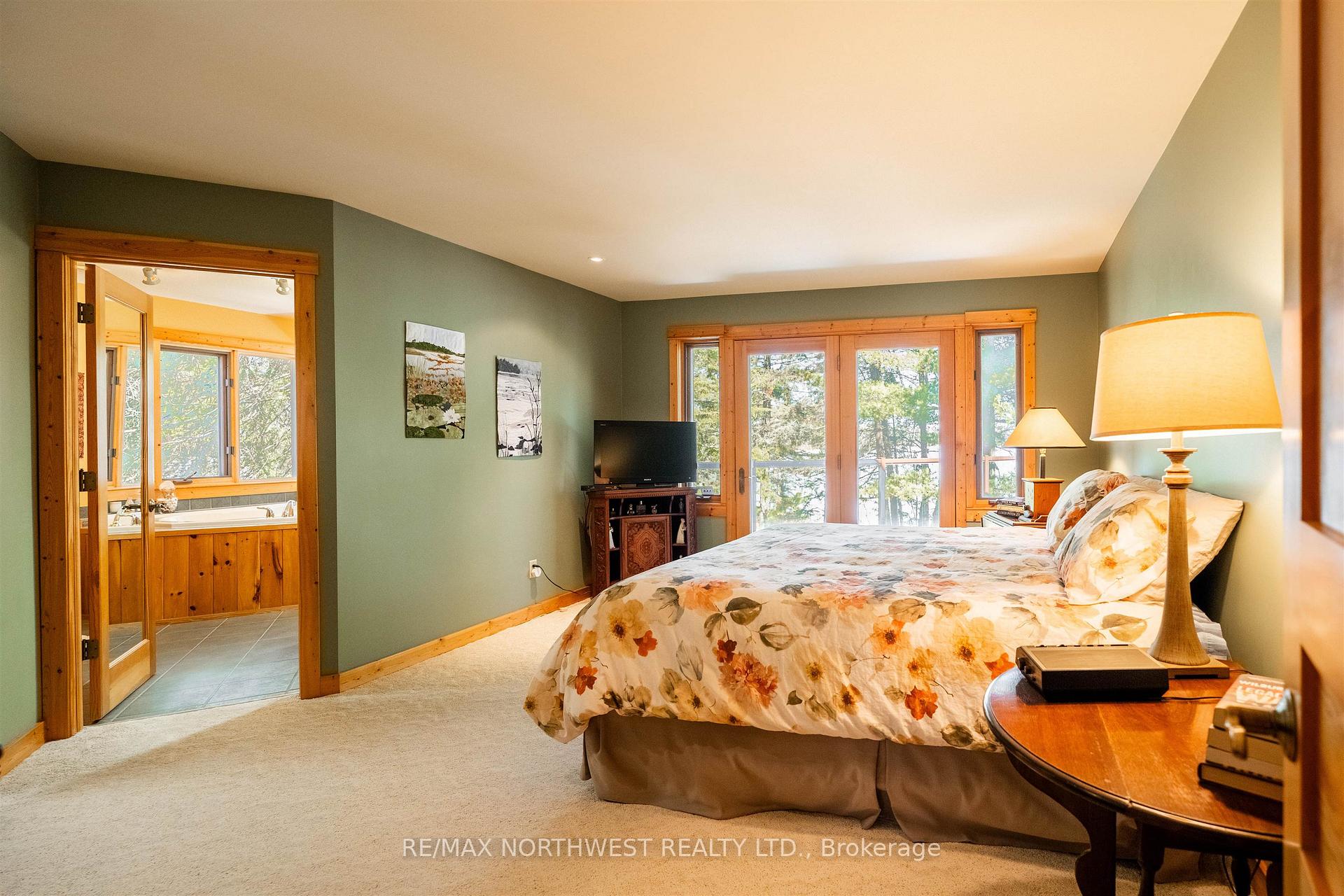 Photo 29 of 200 Penninsula Road, Kenora Remote Area, Lake of the Woods North — HOMEH