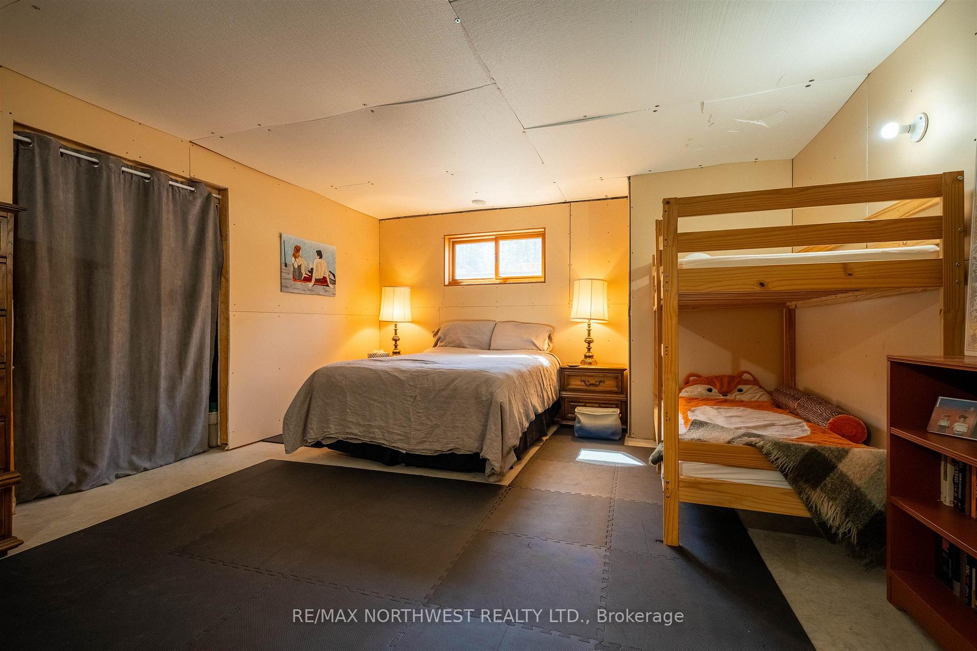 Photo 36 of 200 Penninsula Road, Kenora Remote Area, Lake of the Woods North — HOMEH