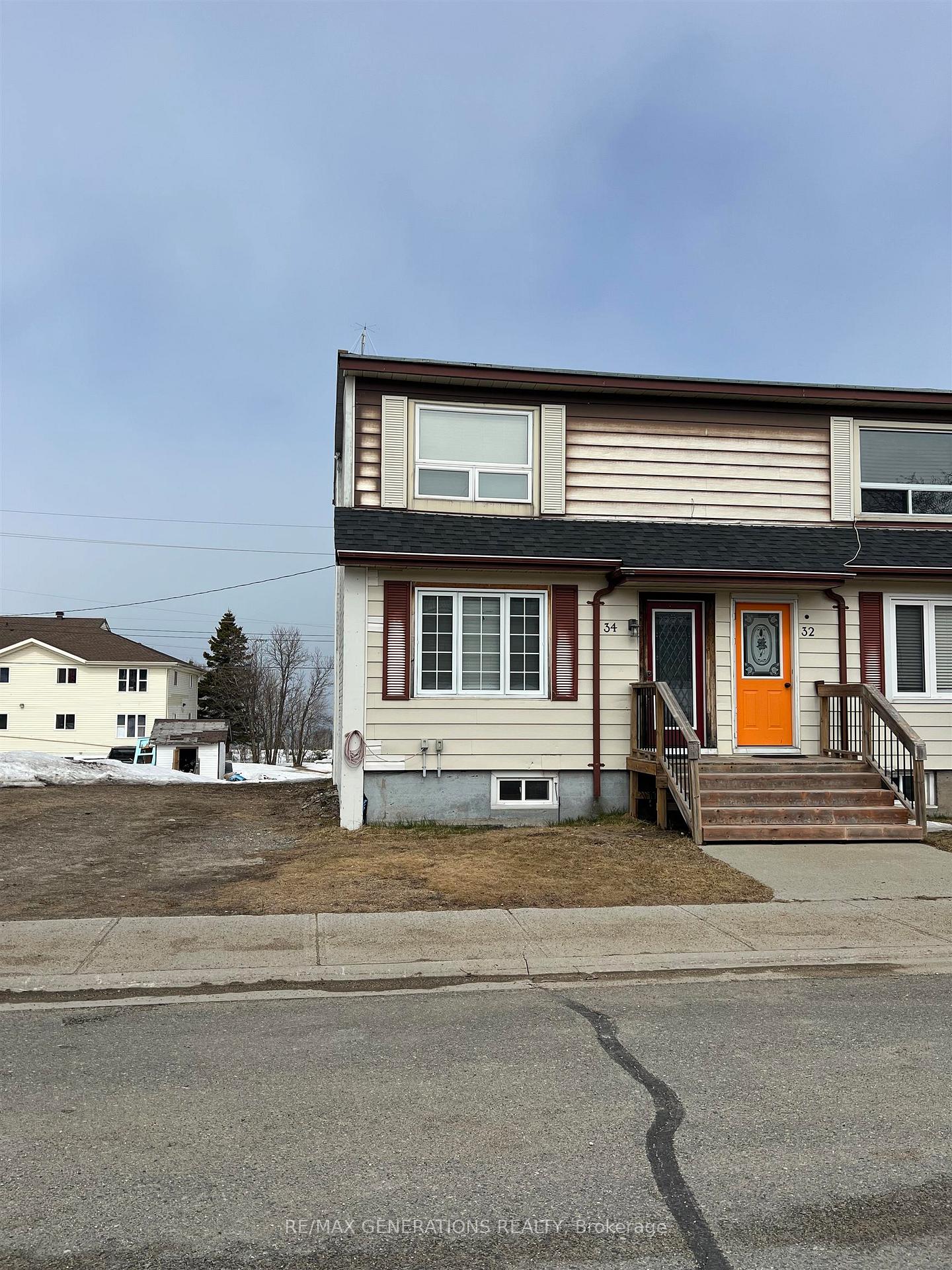 Photo 1 of 34 McCullough Street, Marathon — HOMEH