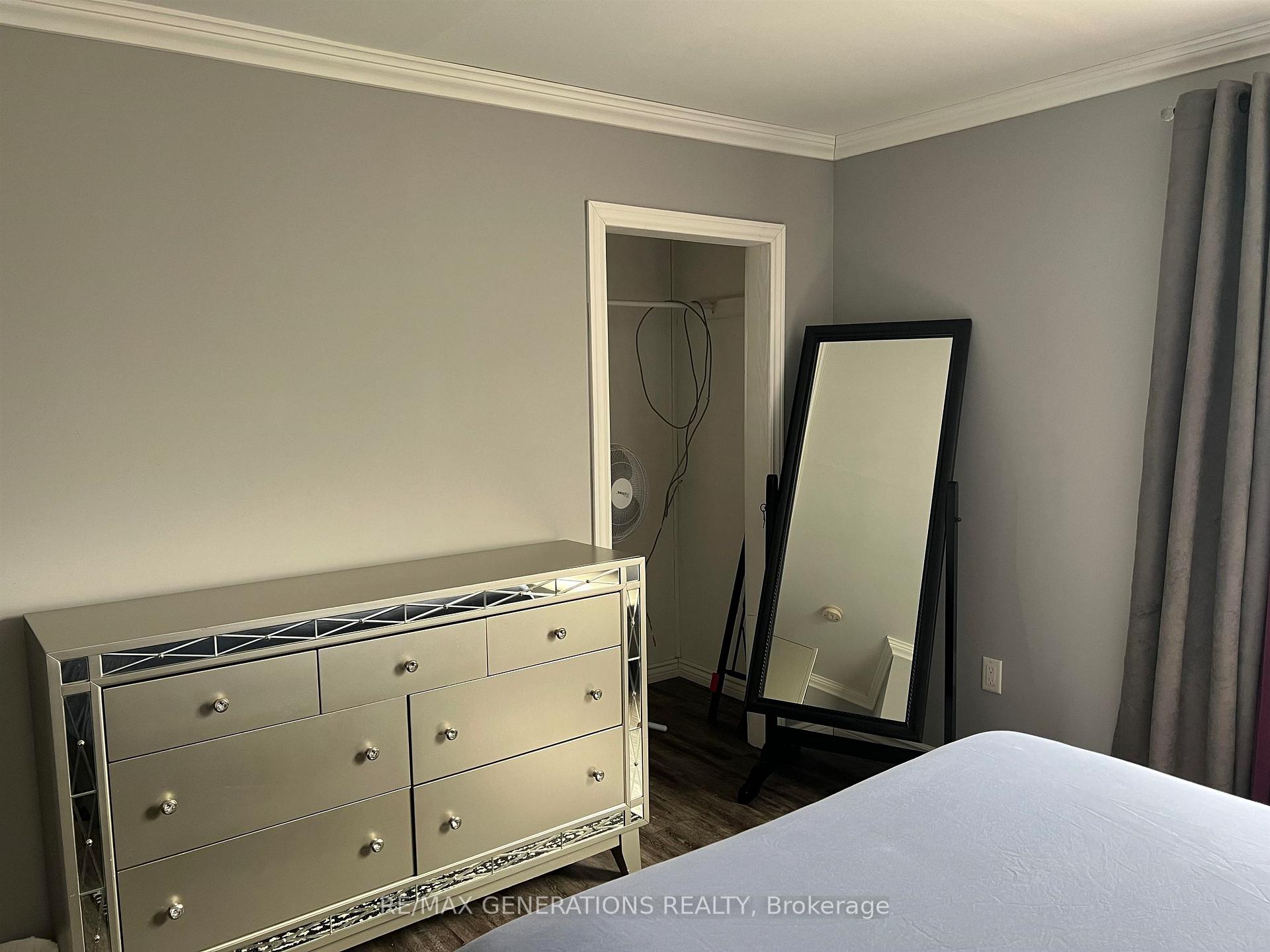 Photo 6 of 34 McCullough Street, Marathon — HOMEH