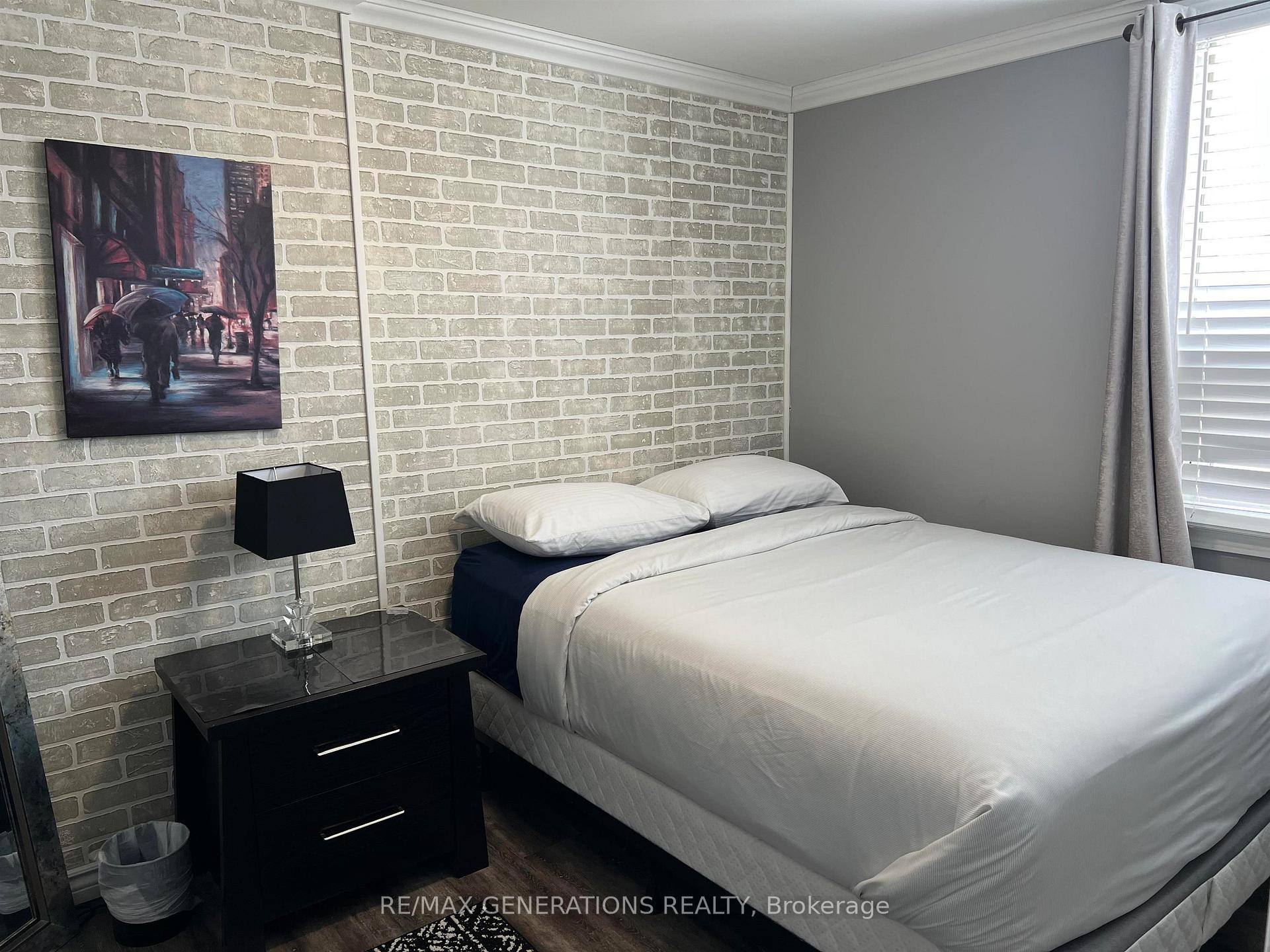 Photo 7 of 34 McCullough Street, Marathon — HOMEH