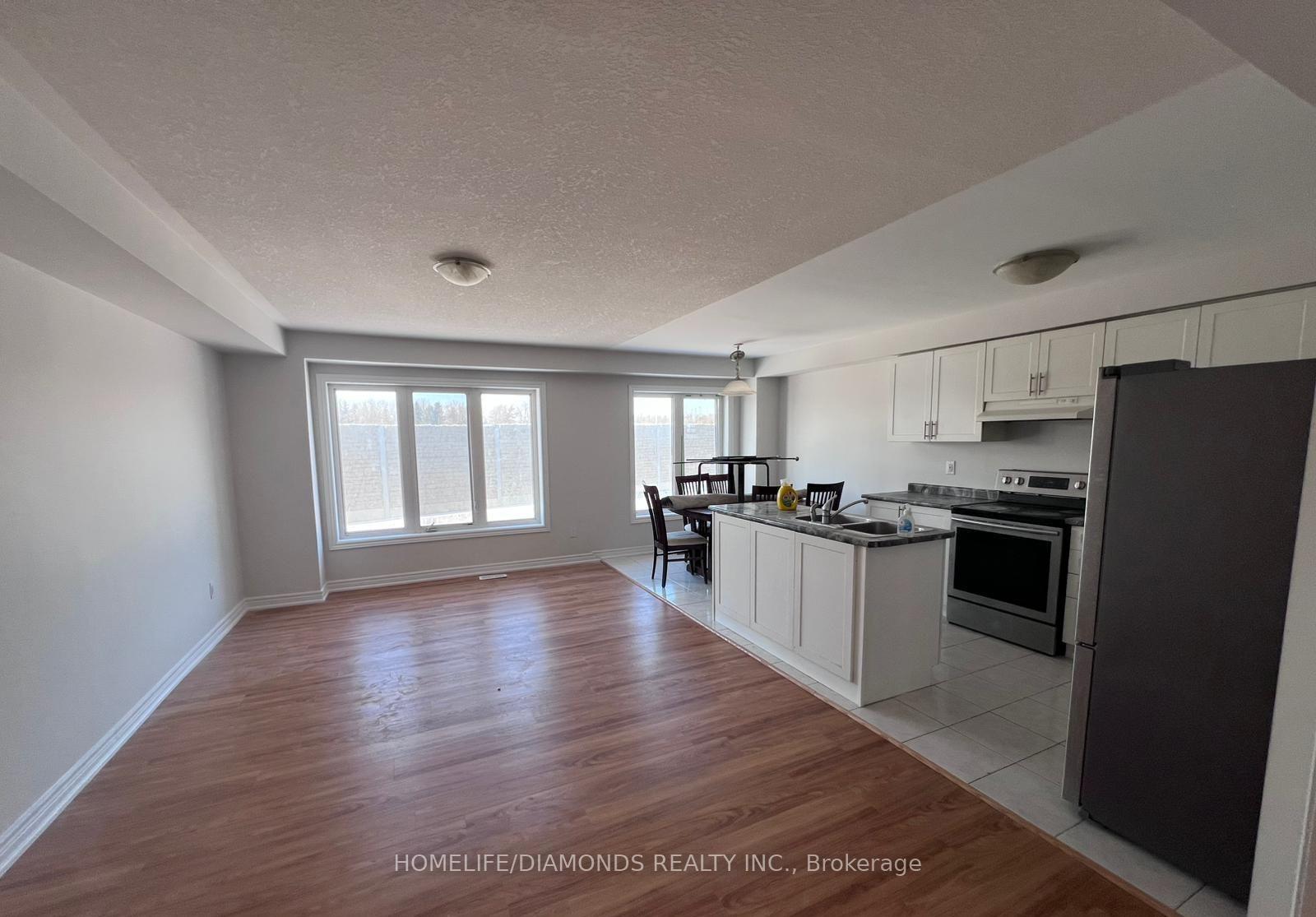 Photo 5 of Unit 29, 470 Linden Drive, Cambridge, Preston Heights — HOMEH