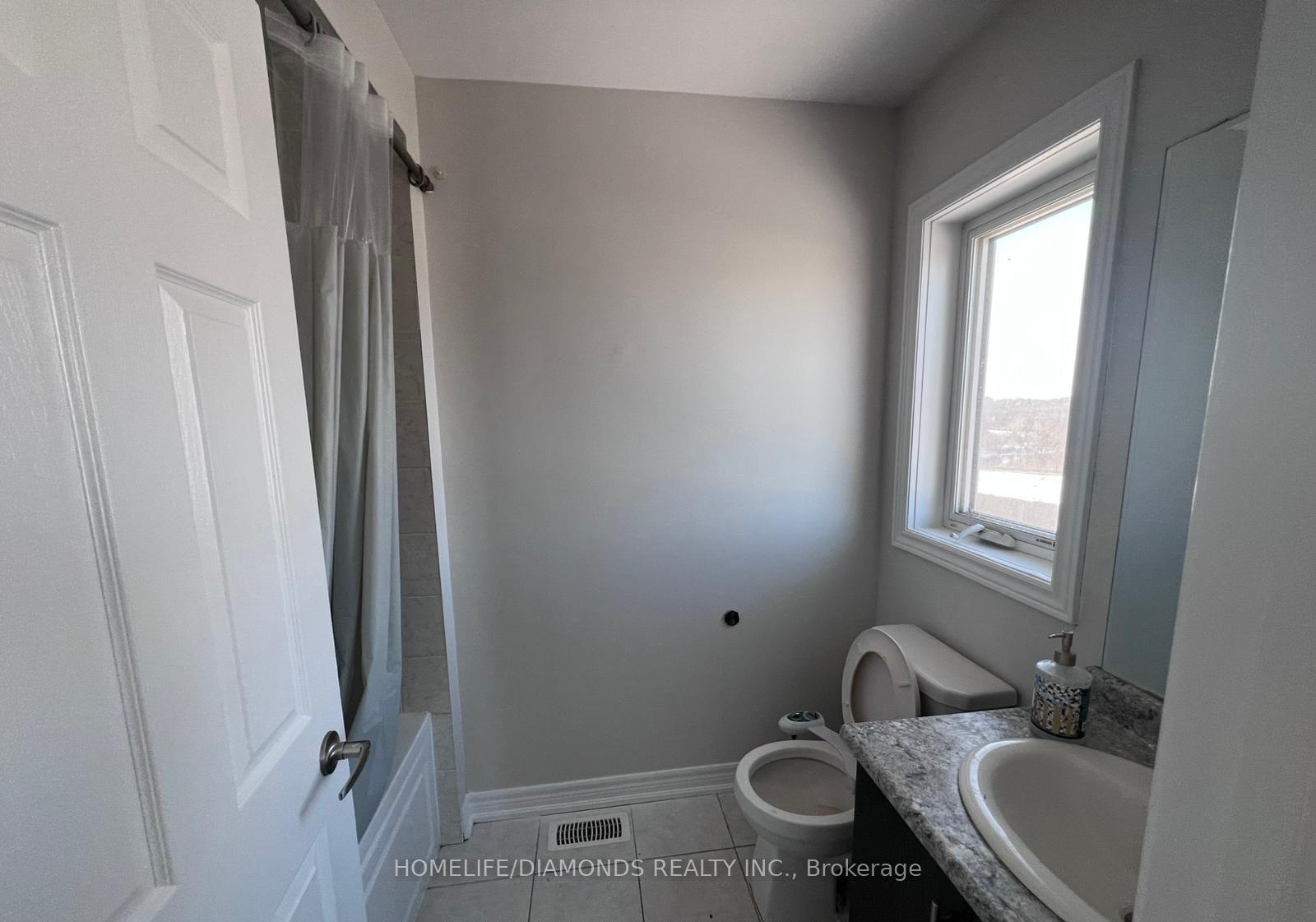 Photo 10 of Unit 29, 470 Linden Drive, Cambridge, Preston Heights — HOMEH