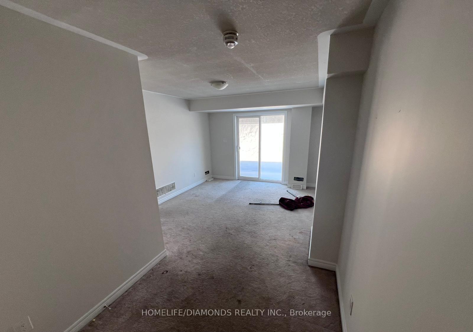 Photo 16 of Unit 29, 470 Linden Drive, Cambridge, Preston Heights — HOMEH
