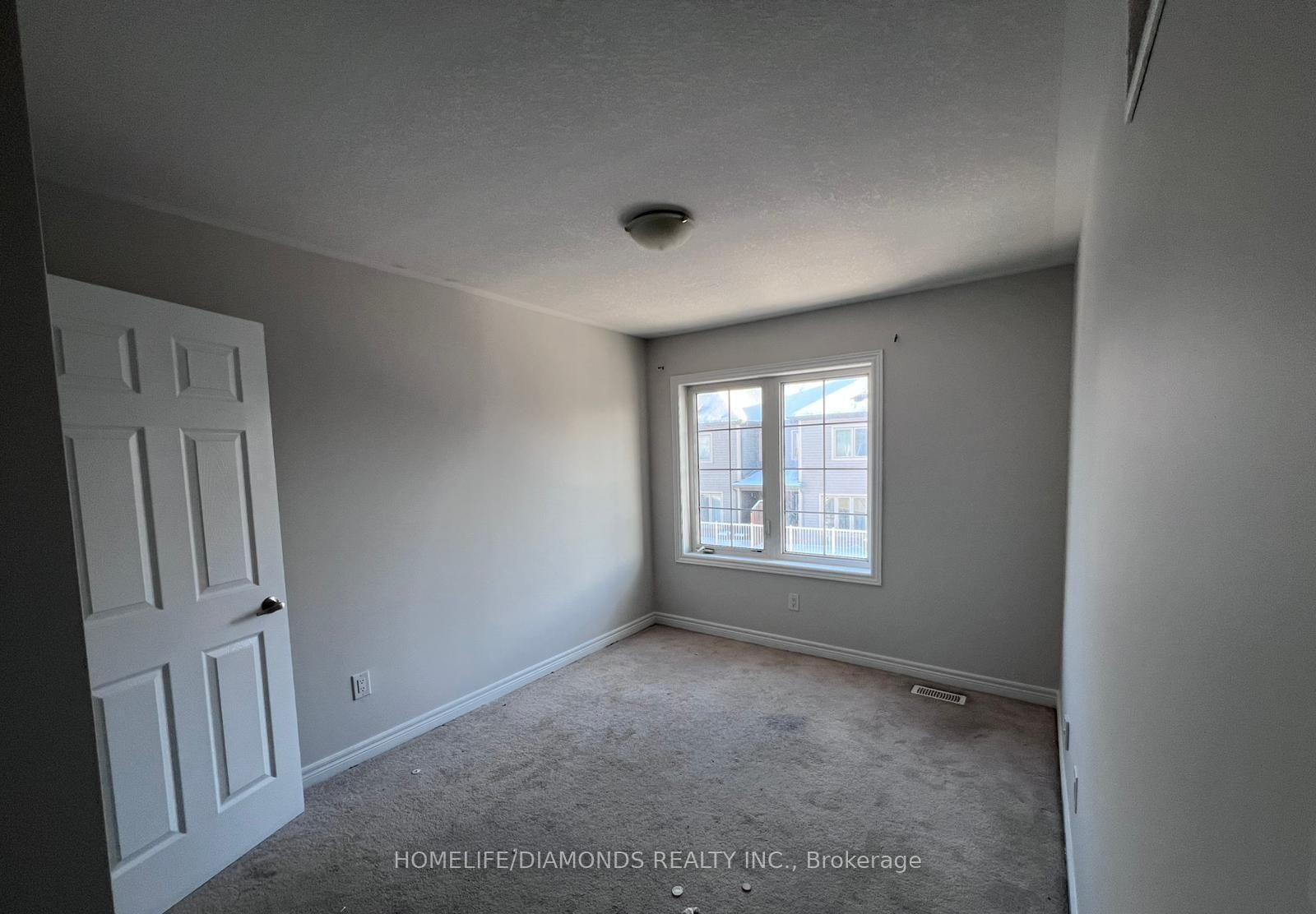 Photo 17 of Unit 29, 470 Linden Drive, Cambridge, Preston Heights — HOMEH
