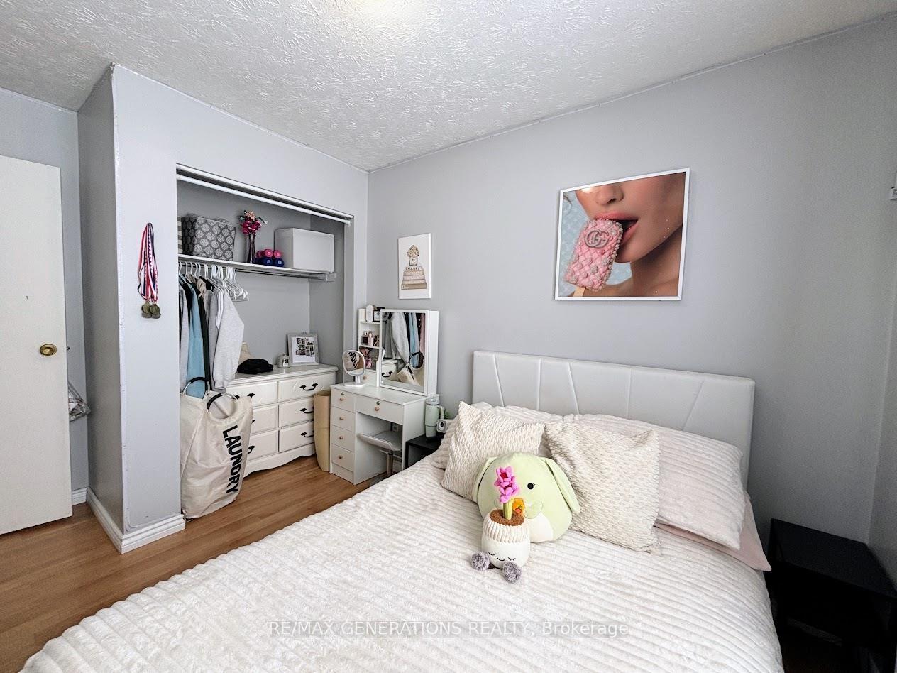 Photo 8 of 18 Wendego Street, Manitouwadge — HOMEH
