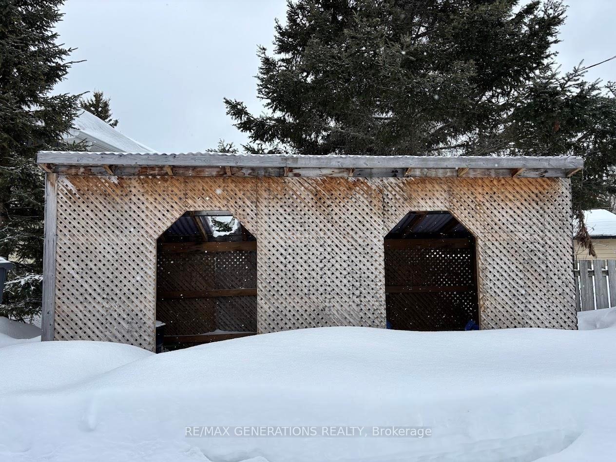 Photo 35 of 18 Wendego Street, Manitouwadge — HOMEH