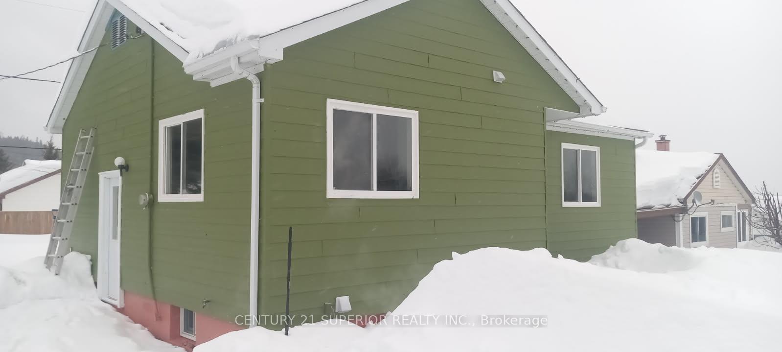 Photo 1 of 5 Falcon Drive, Manitouwadge — HOMEH